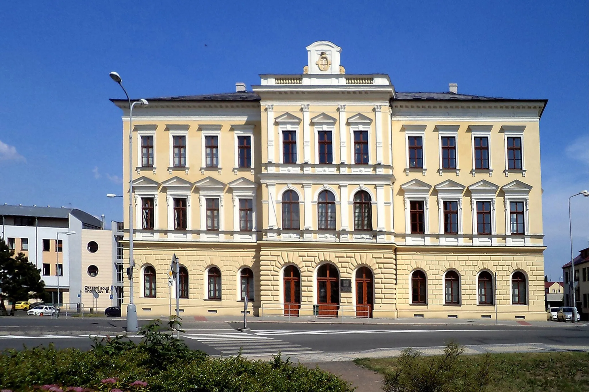 Photo showing: Chomutov, Na Příkopech 663, budova okresního soudu.