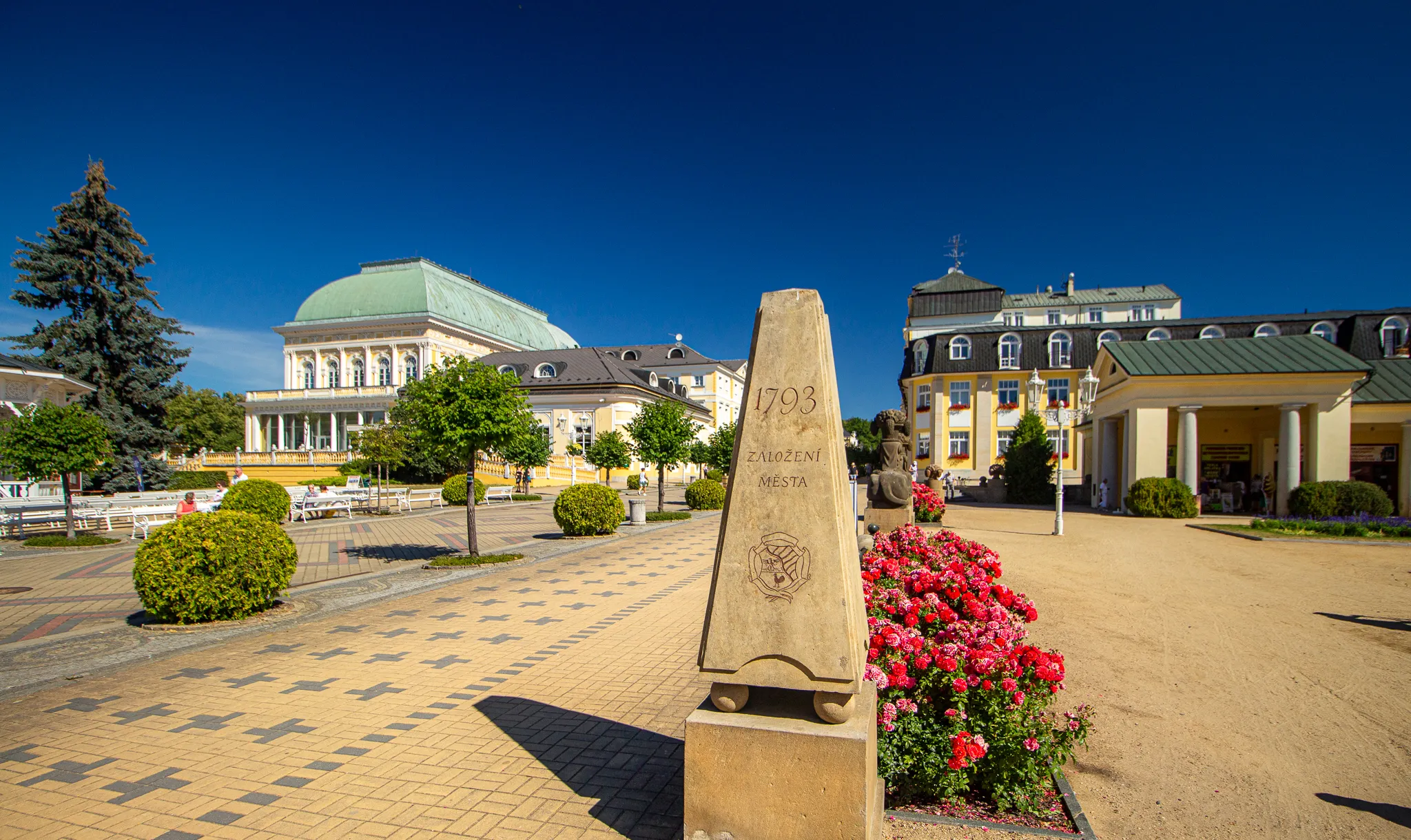 Photo showing: Františkovy Lázně, Czech Republic, colonade