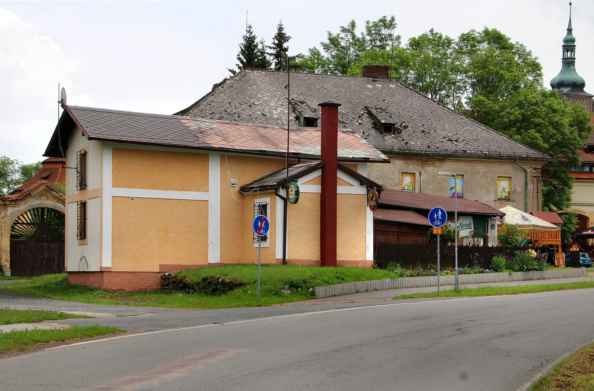 Photo showing: Restaurant in Klášter, part of Teplá, Czech Republic.