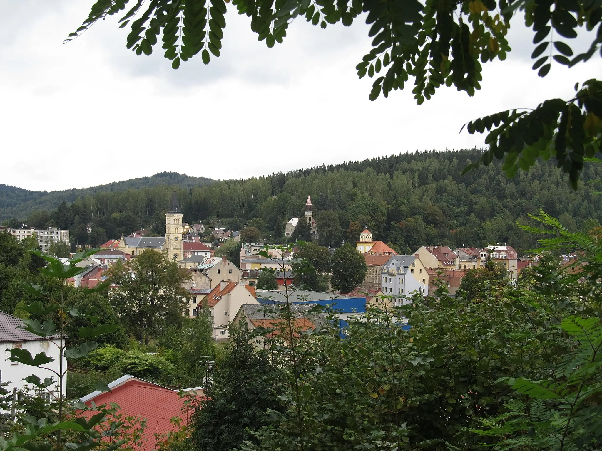 Photo showing: Pohled na město od hřbitova