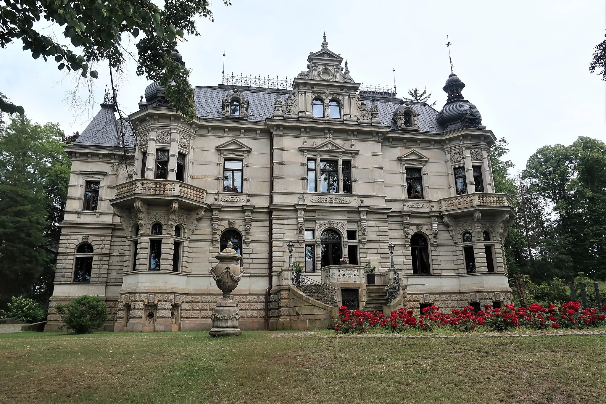 Photo showing: Vila továrníka Eduarda Hielleho (1886-1887) v Pražské ulici