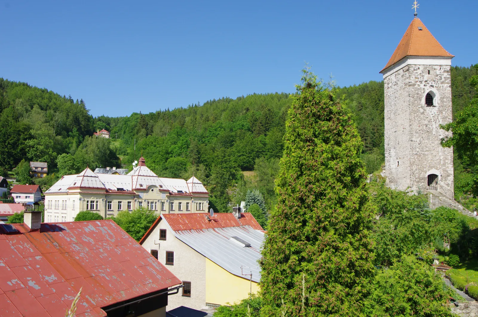 Photo showing: Nejdek, hradní věž, okres Karlovy Vary