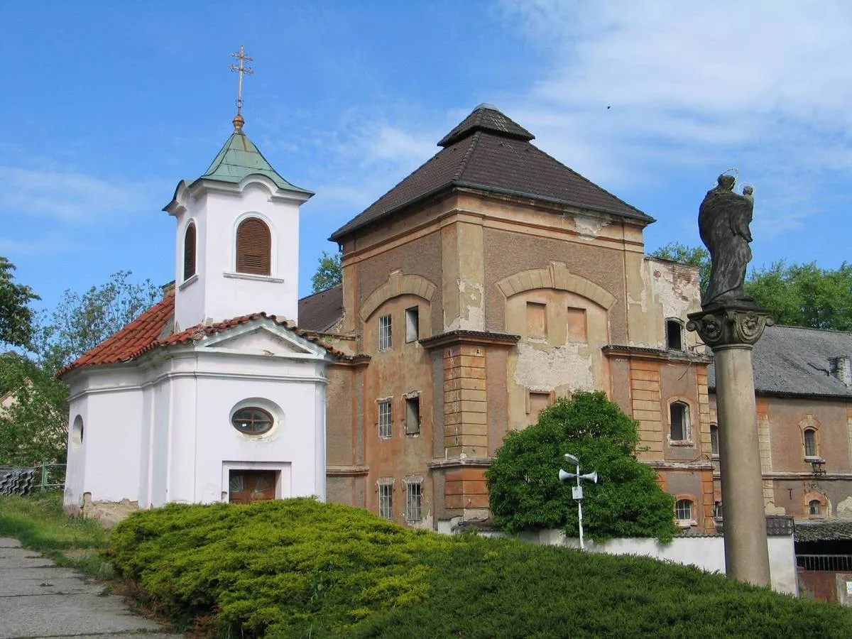 Photo showing: Maria column in Buštěhrad in Kladno District – entry no. 15422.