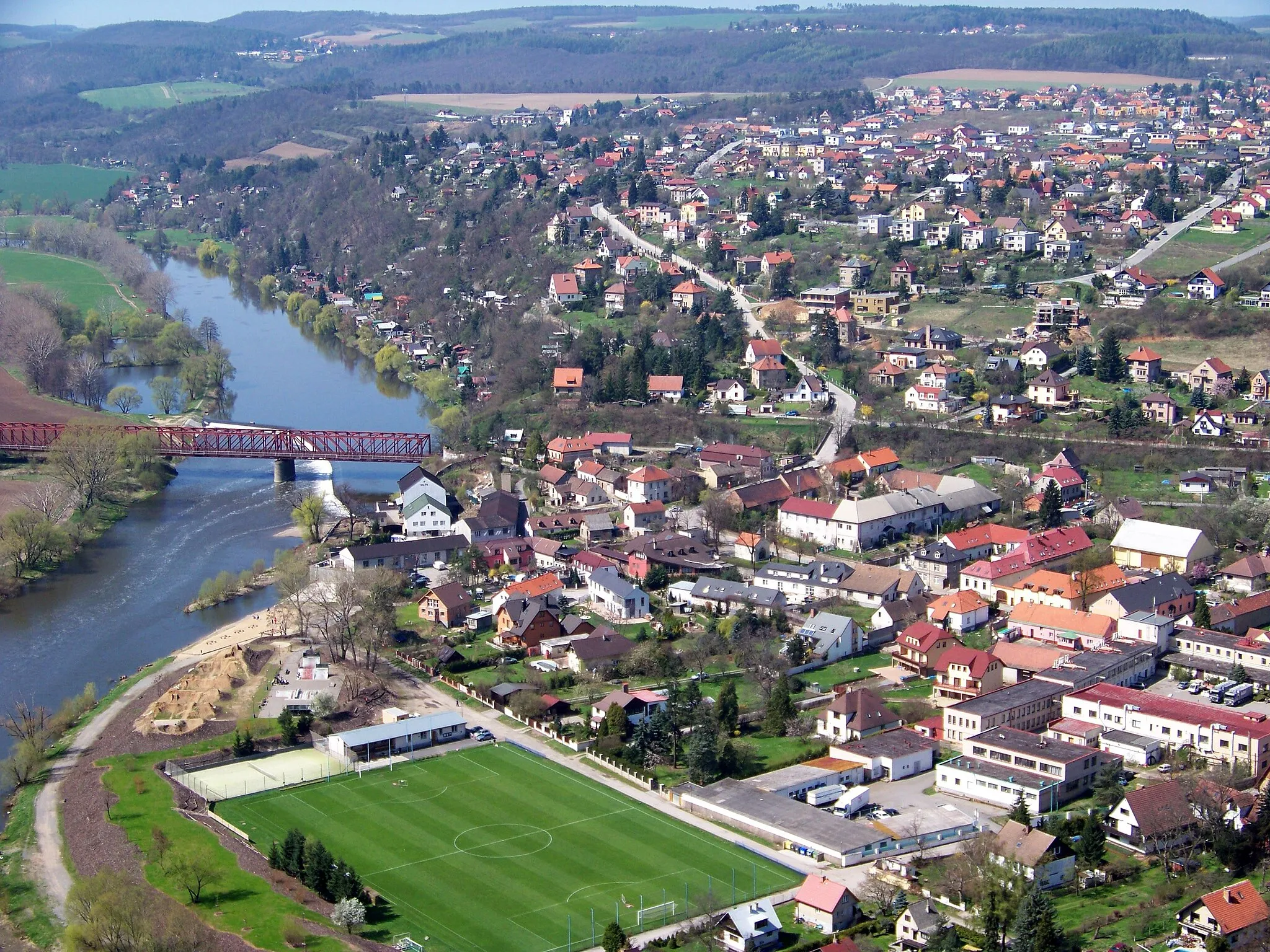 Photo showing: A view of Černošice-Dolní Mokropsy and Černošice-Stará Vráž from Hladká skála (Smooth Rock), Jíloviště, Prague-West District, Central Bohemian Region, the Czech Republic.