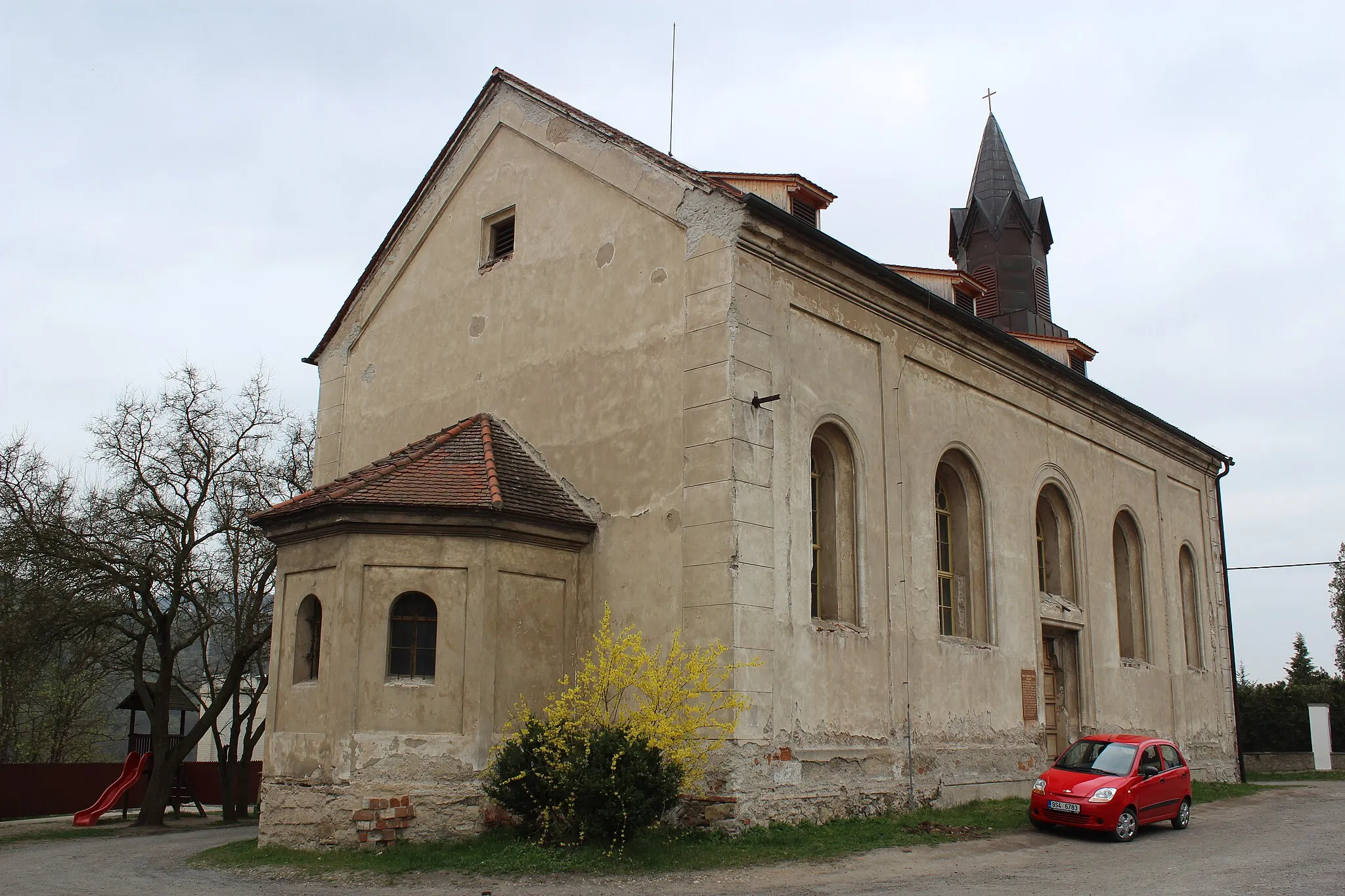 Photo showing: Church of the Nativity of the Virginy Mary (Hýskov)