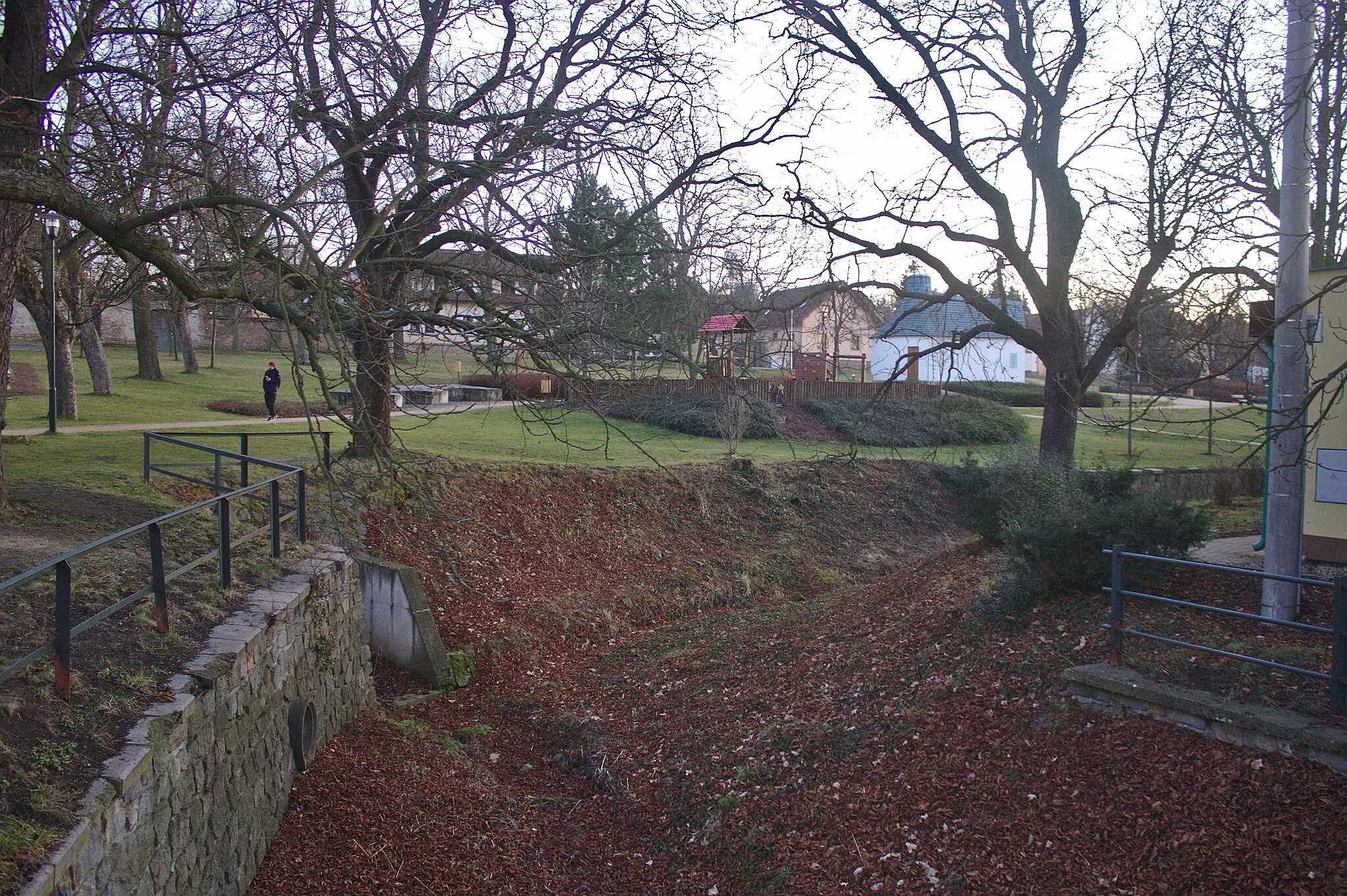 Photo showing: Main common in Kamenné Žehrovice, CZ