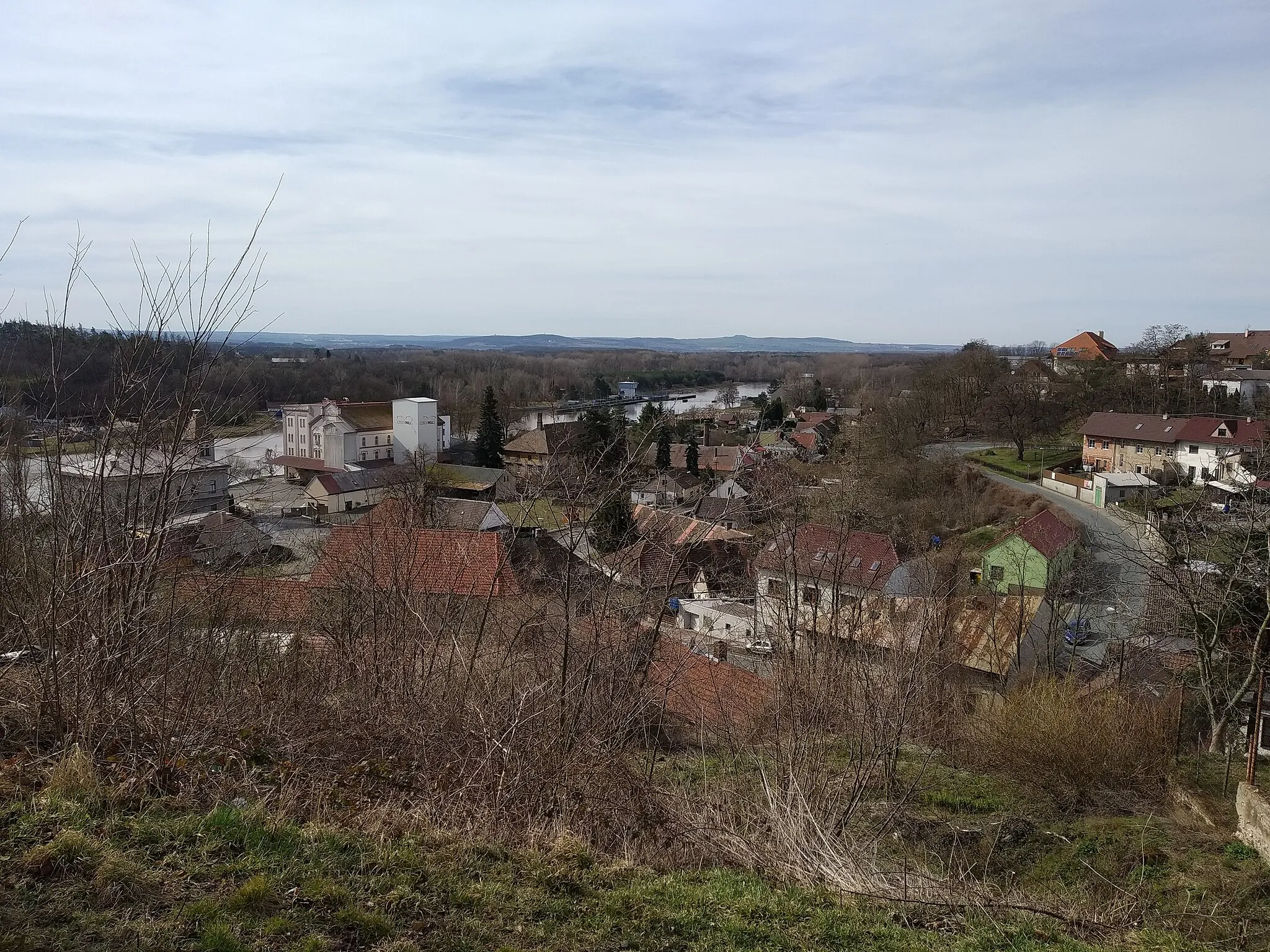 Photo showing: Týnec nad Labem