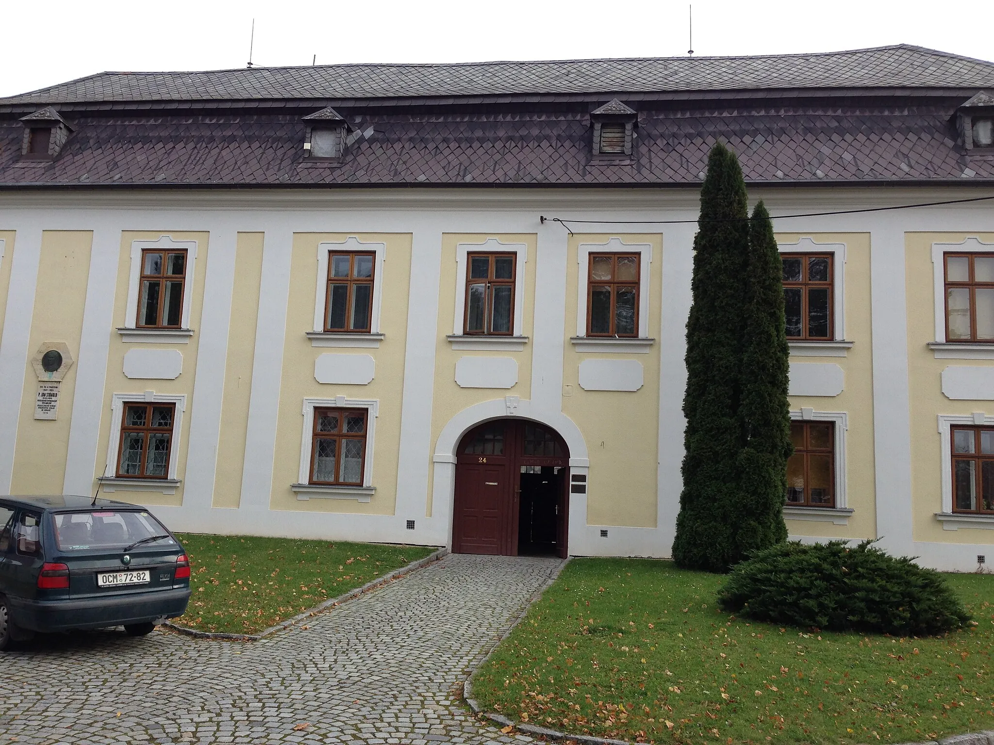 Photo showing: In the rectory house (Dolany 24) is the seat of the Community of the Beatitudes.