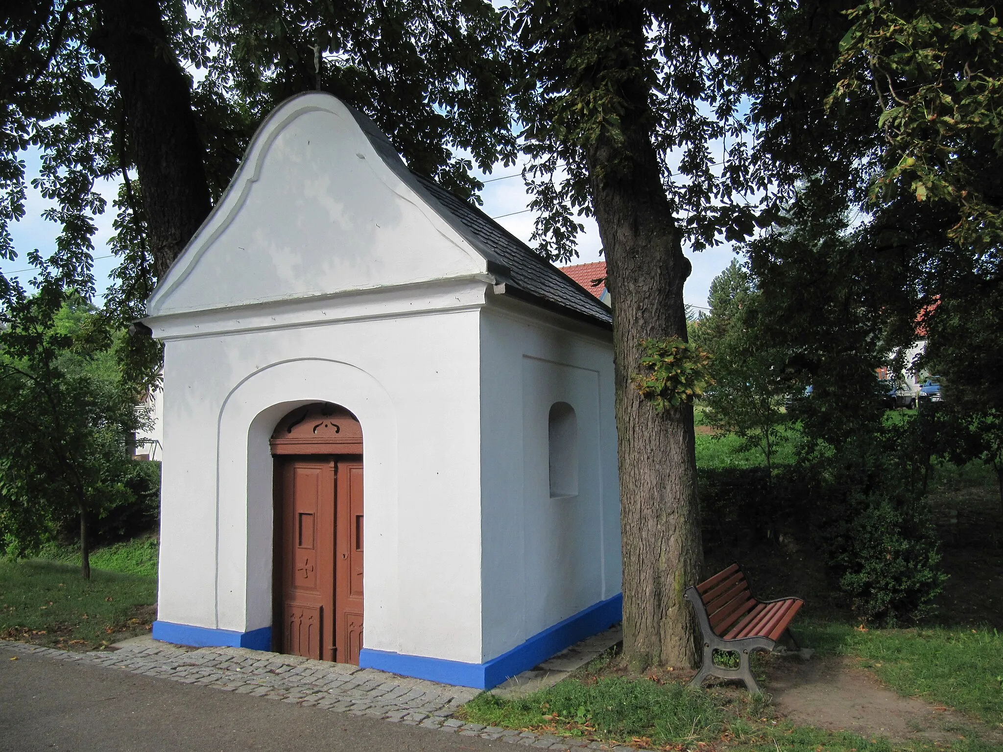 Photo showing: Vlčnov in Uherské Hradiště District, Czech Republic. Chapel in Rybáře street.