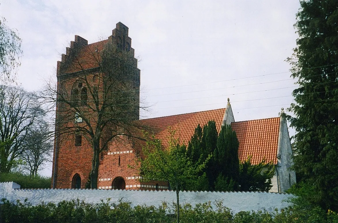 Photo showing: Brødnbyvester Kirke
