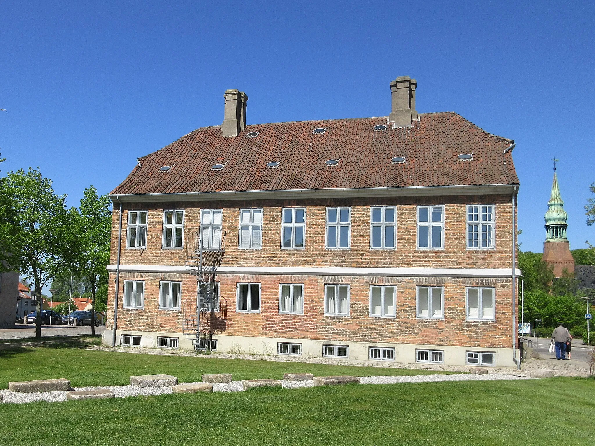 Photo showing: Palæet at Torvet 1 in Frederiksværk, Denmark
