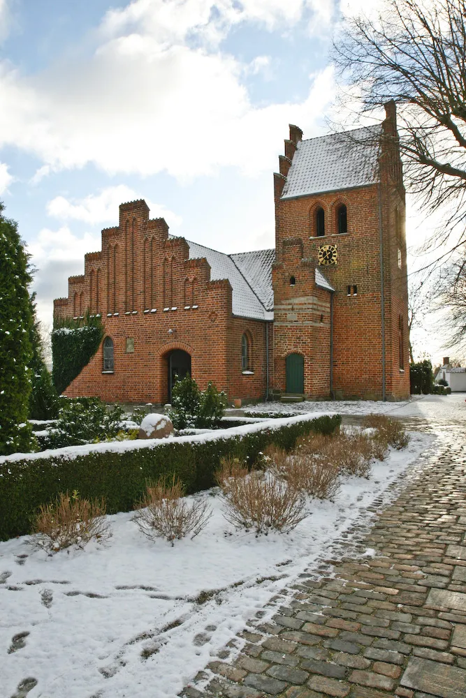 Photo showing: Ganløse Kirke, church in the village Ganløse, Denmark