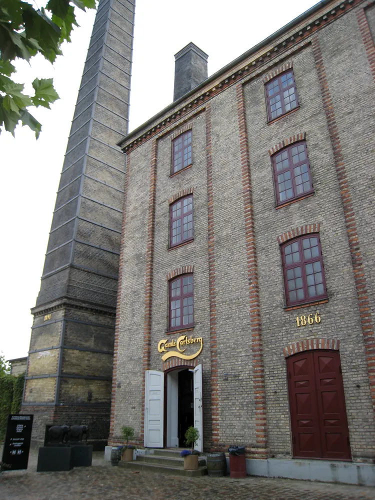 Photo showing: Carlsberg Brewery, Copenhagen, 10/18/2008
