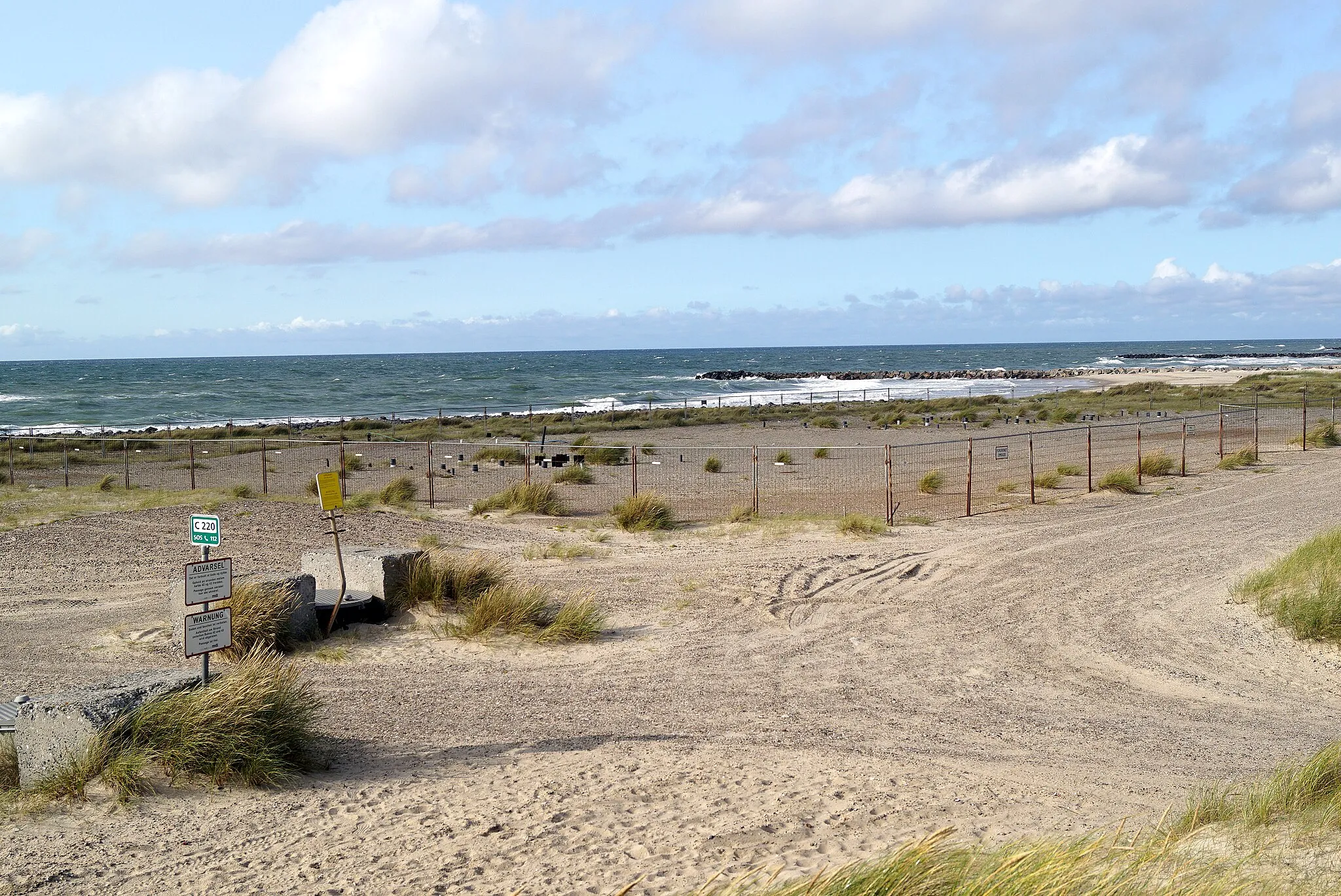 Photo showing: Kemikaliedepotet ved Harboøre Tange