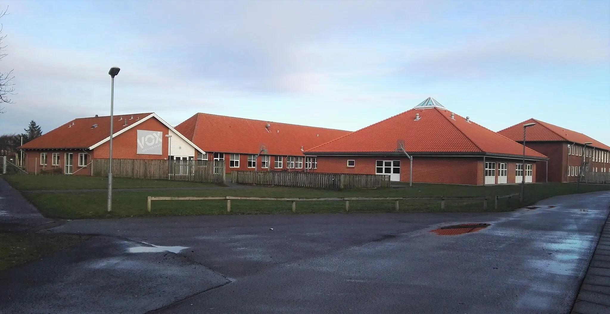 Photo showing: Harboøre Skole