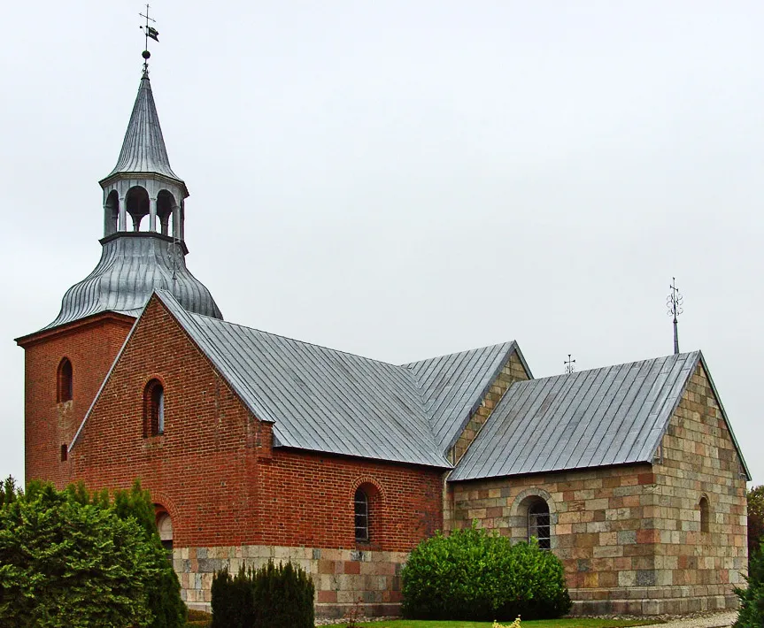 Photo showing: Hørning kirke (jylland) fra sydøst