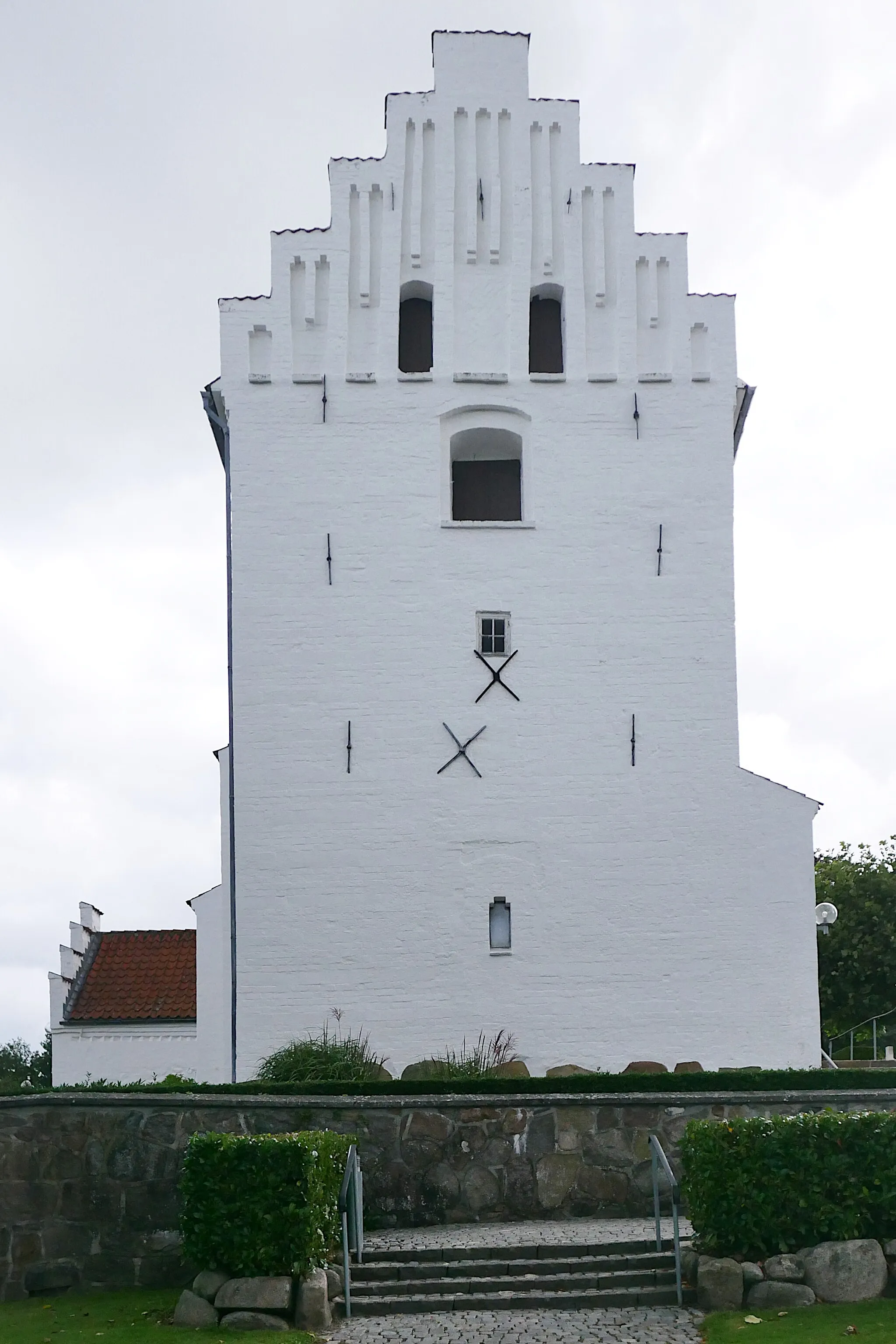 Photo showing: Kirke Hvalsø Kirke Turm