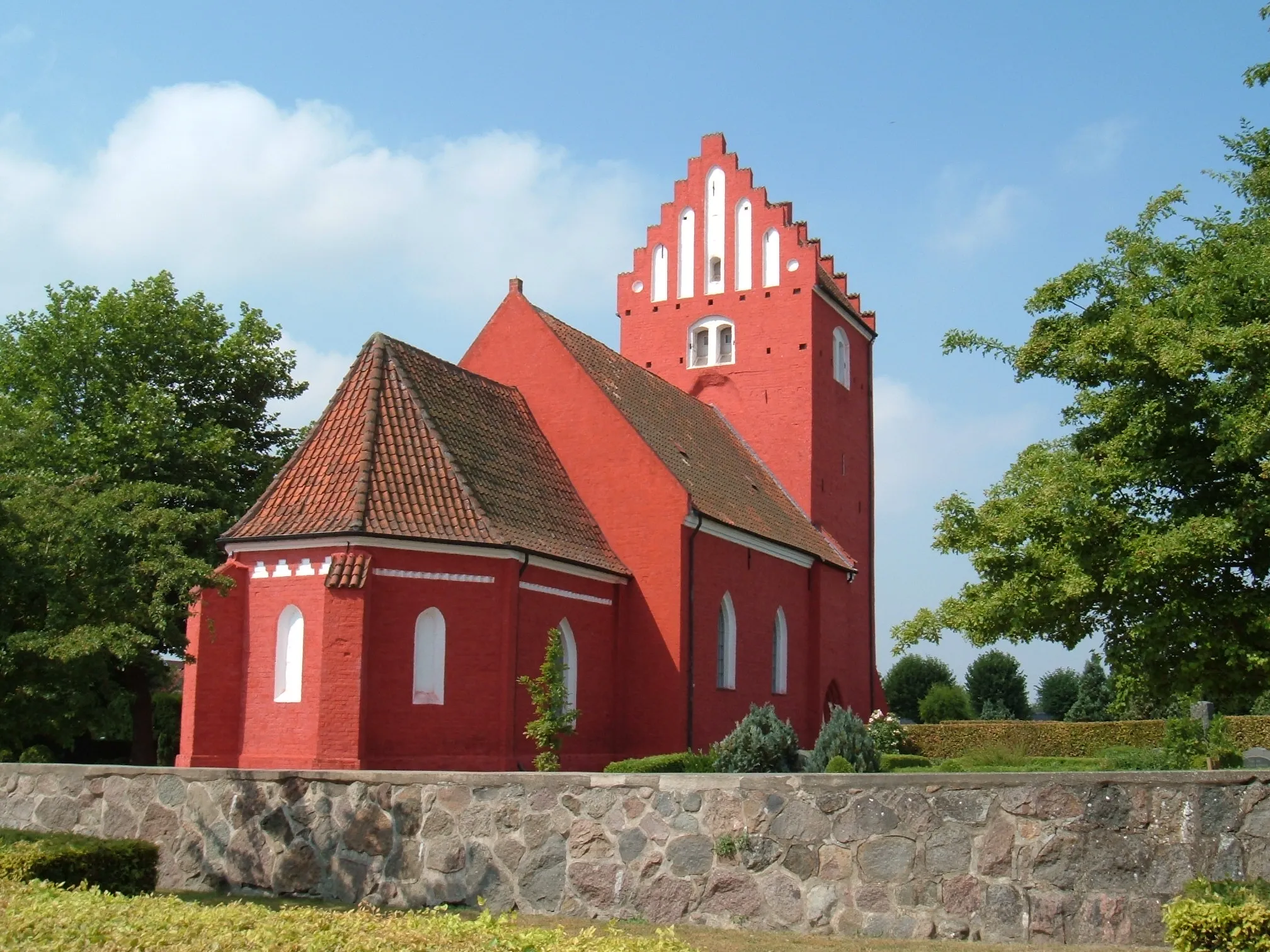 Photo showing: Nørre Alslev church on the island of Falster, Denmark. Taken by contributor, July 2006