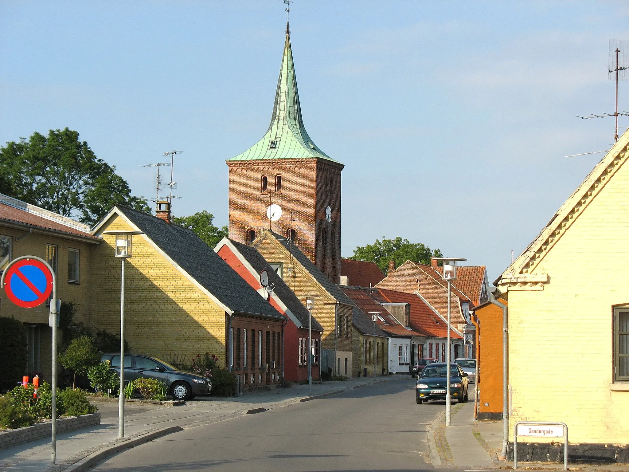 Photo showing: The small town "Rødby" with the church "Rødby Kirke" in the background. The town is located on the island Lolland in east Denmark.