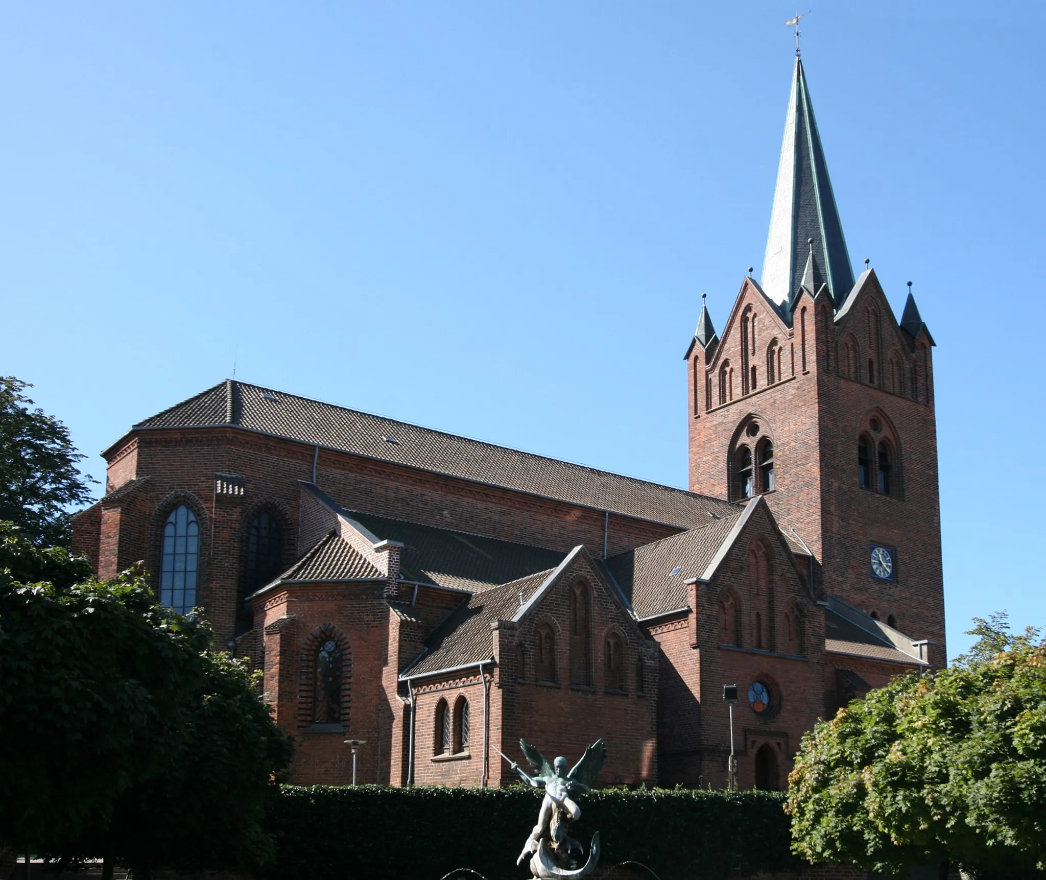 Photo showing: Sankt Mikkels Kirke, Slagelse, Denmark.