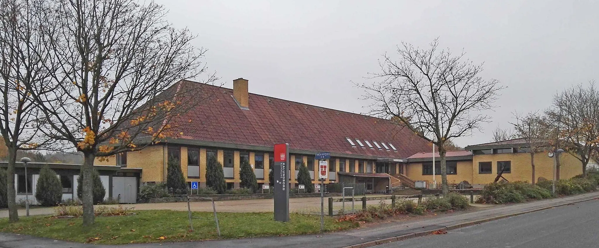 Photo showing: Den tidligere Bjergsted Kommunes rådhus på Højvangen 9 i Svebølle.