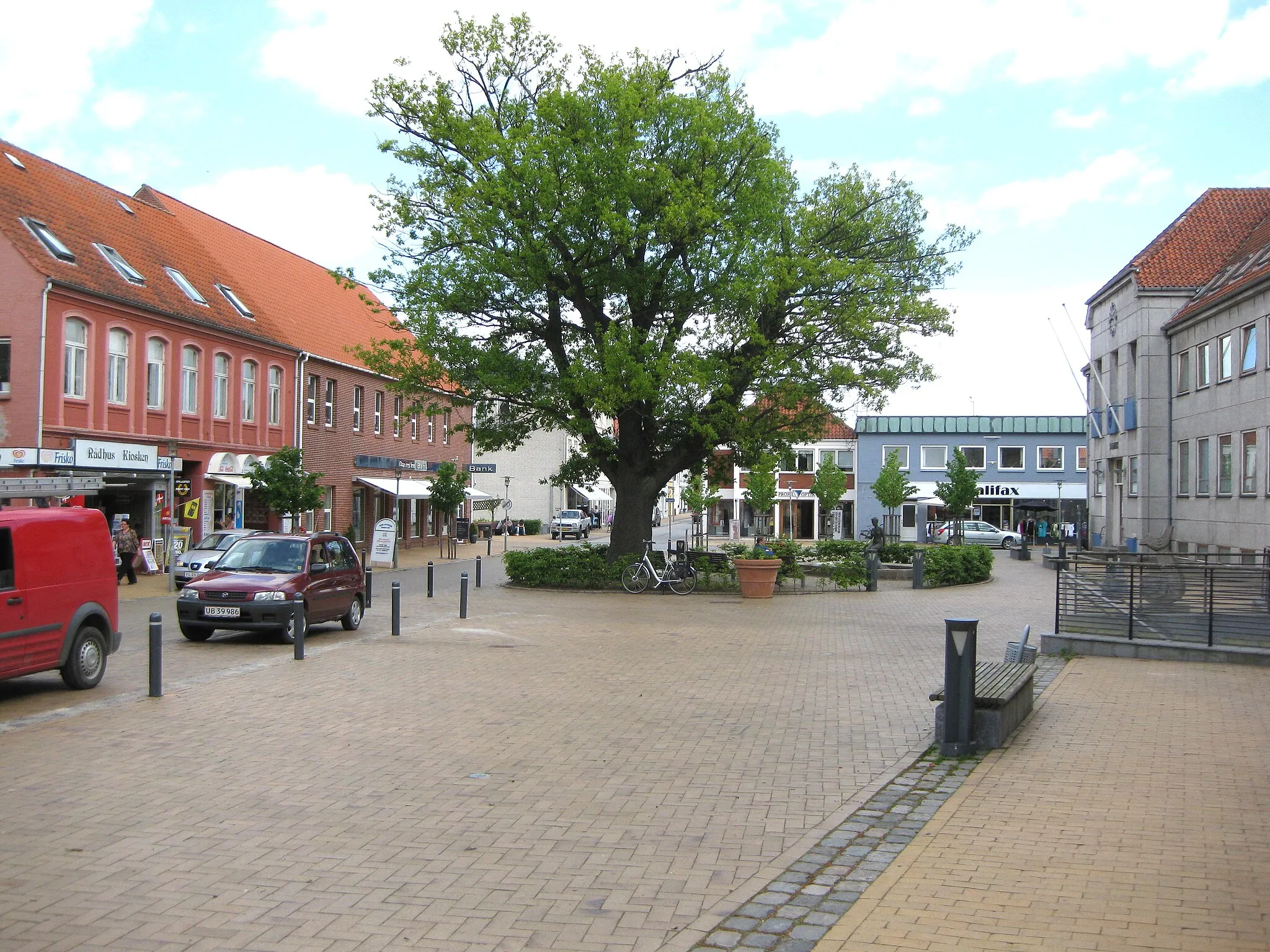 Photo showing: The central square of the small town "Gråsten". The town is located in Southern Jutland, Denmark.