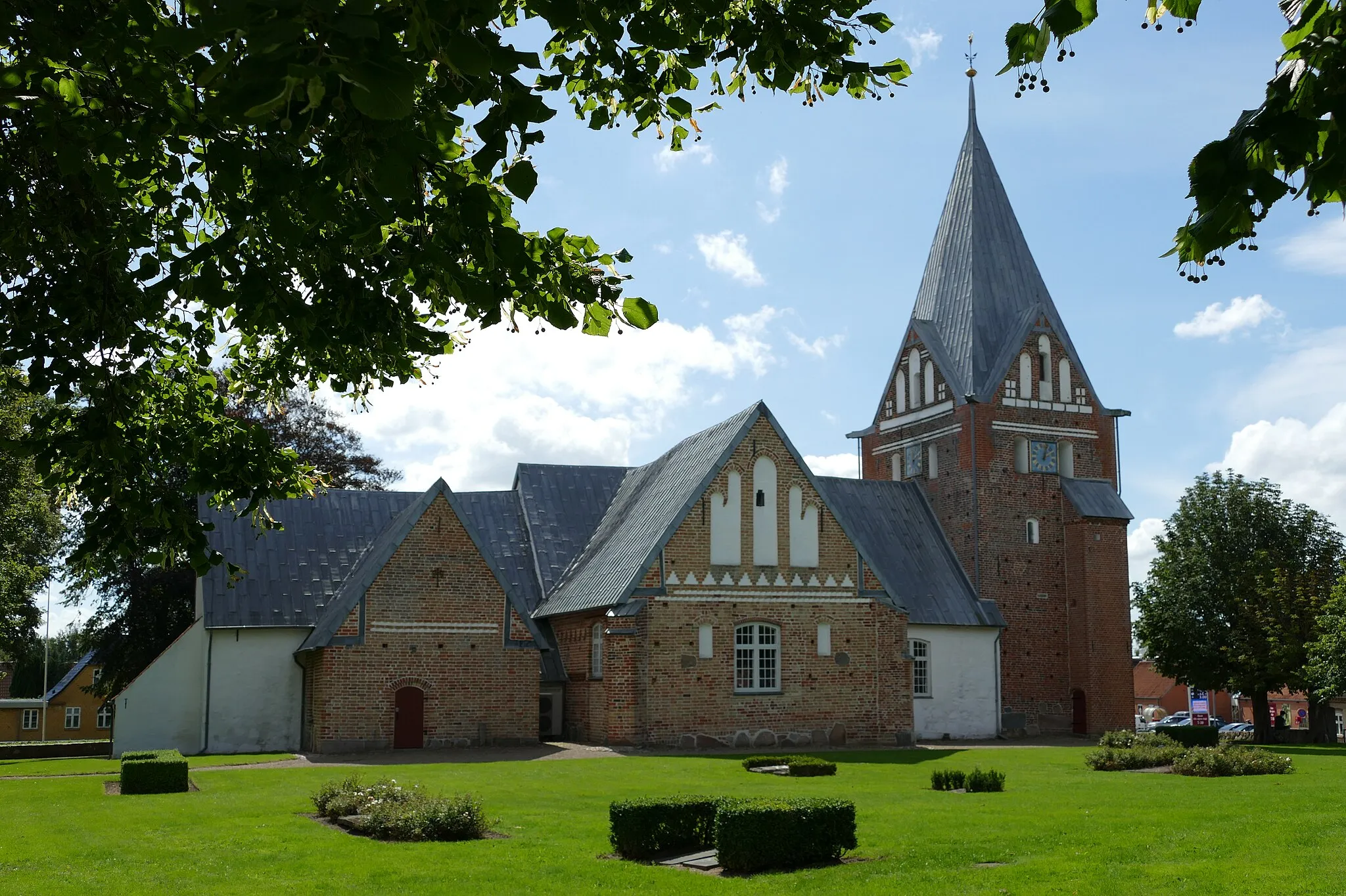 Photo showing: Løjt Kirke von Norden