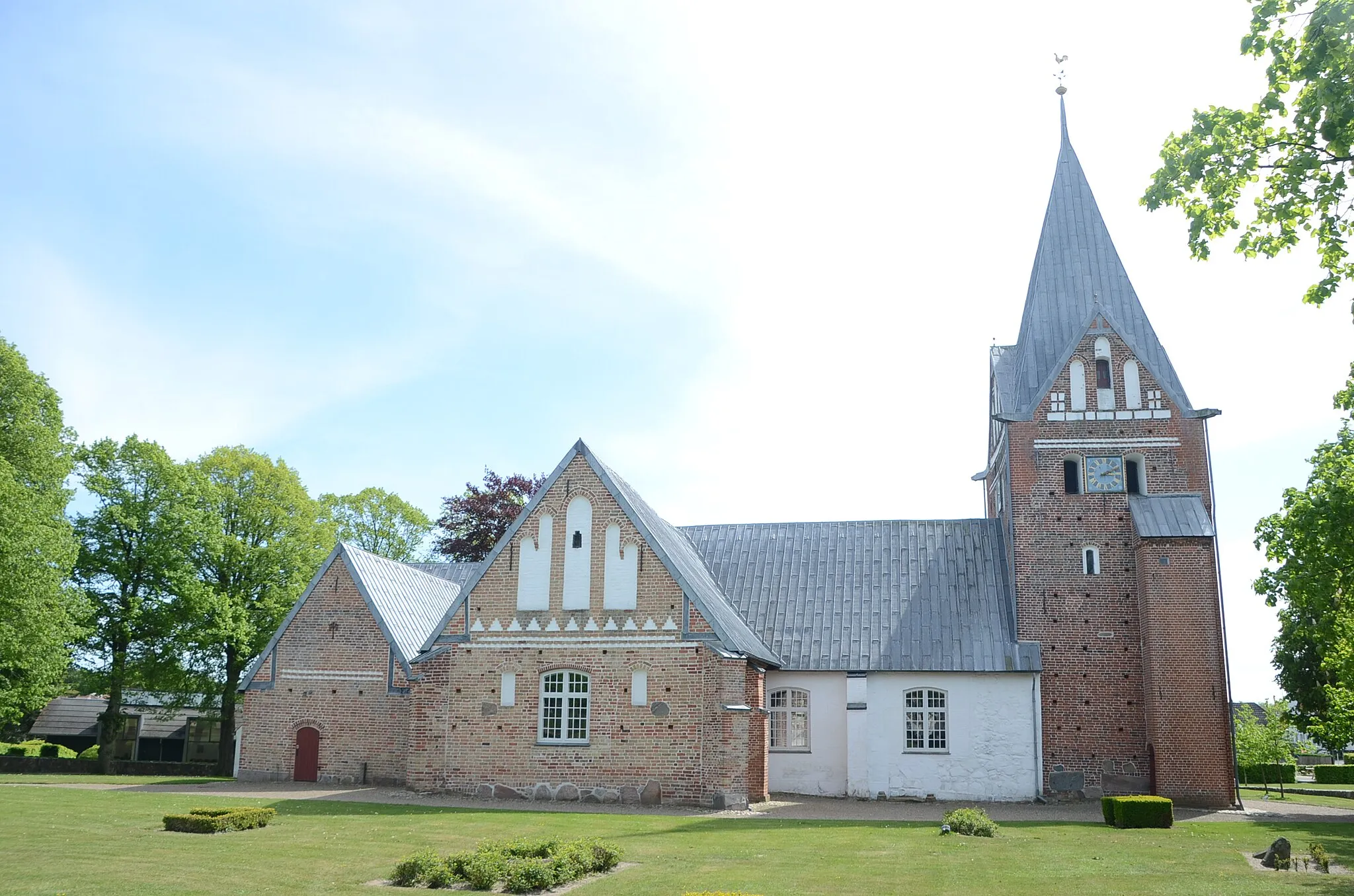 Photo showing: Løjt Kirke