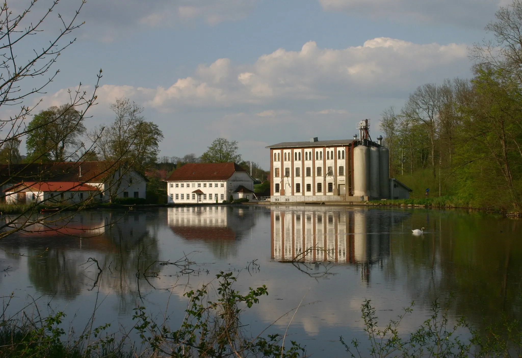 Photo showing: Drabæk Mølle is founded about year 1100 in Lunderskov, near Kolding in Denmark.