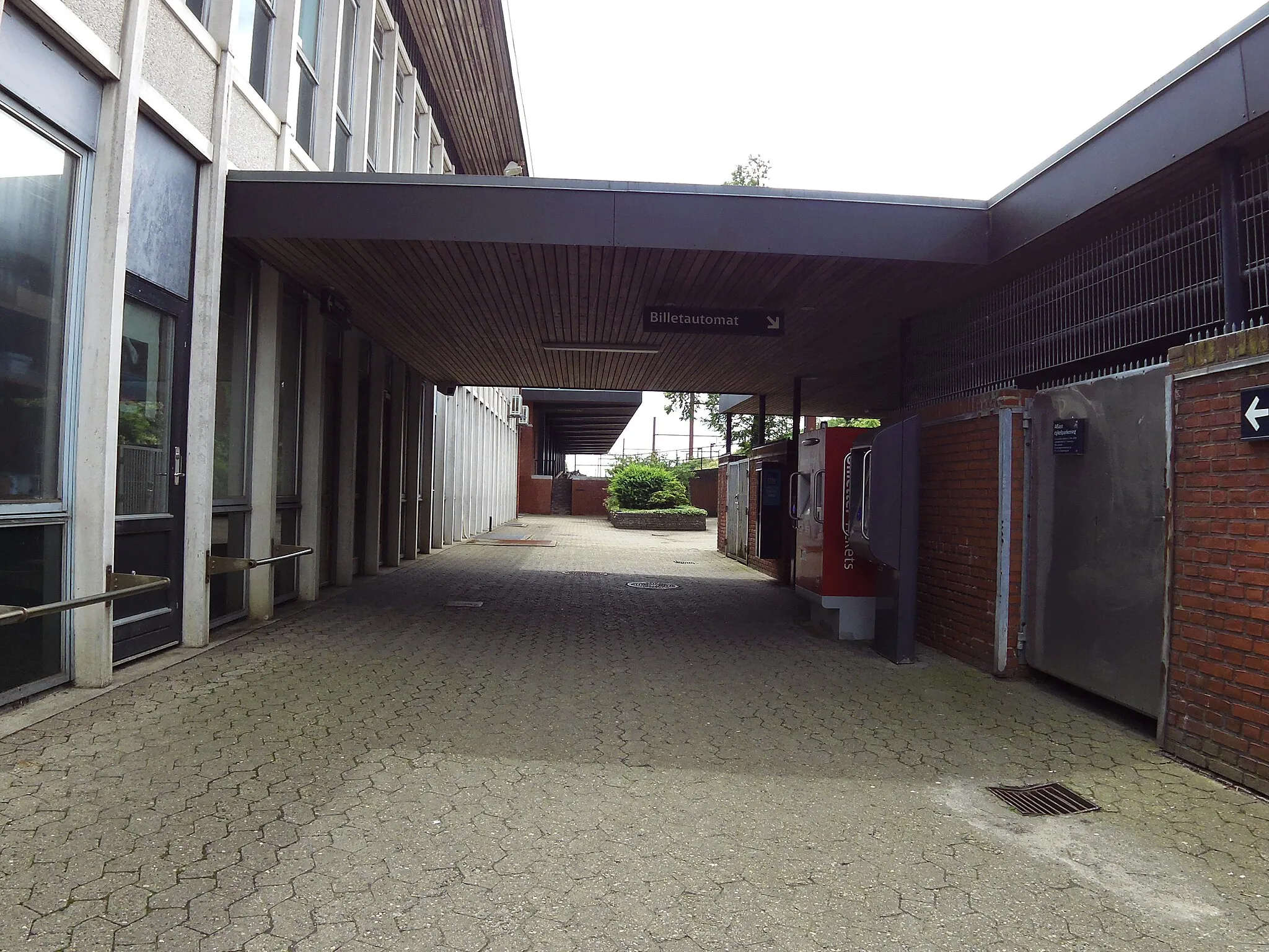Photo showing: Rødekro Station