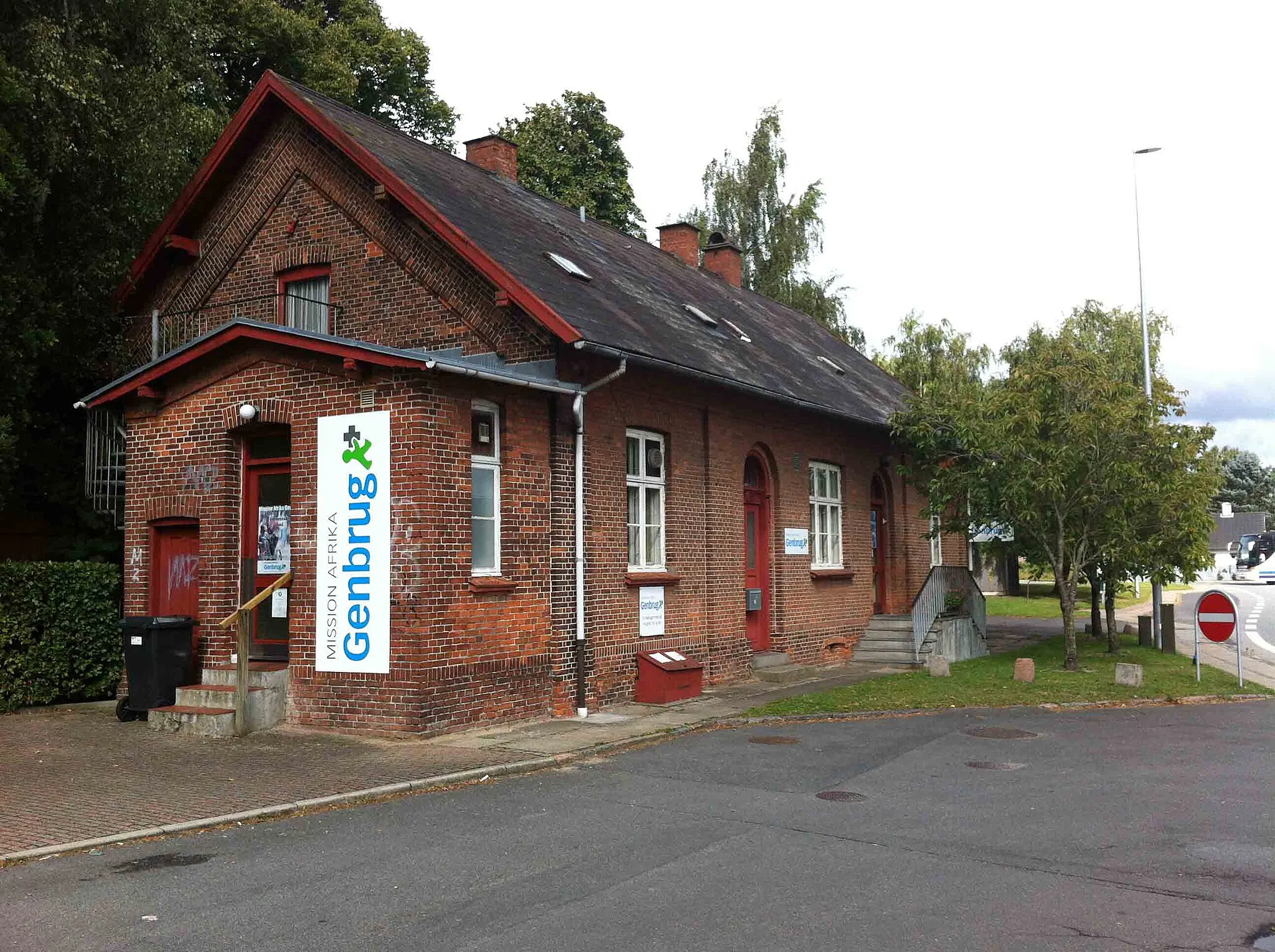 Photo showing: Knarreborg Station fra vejsiden