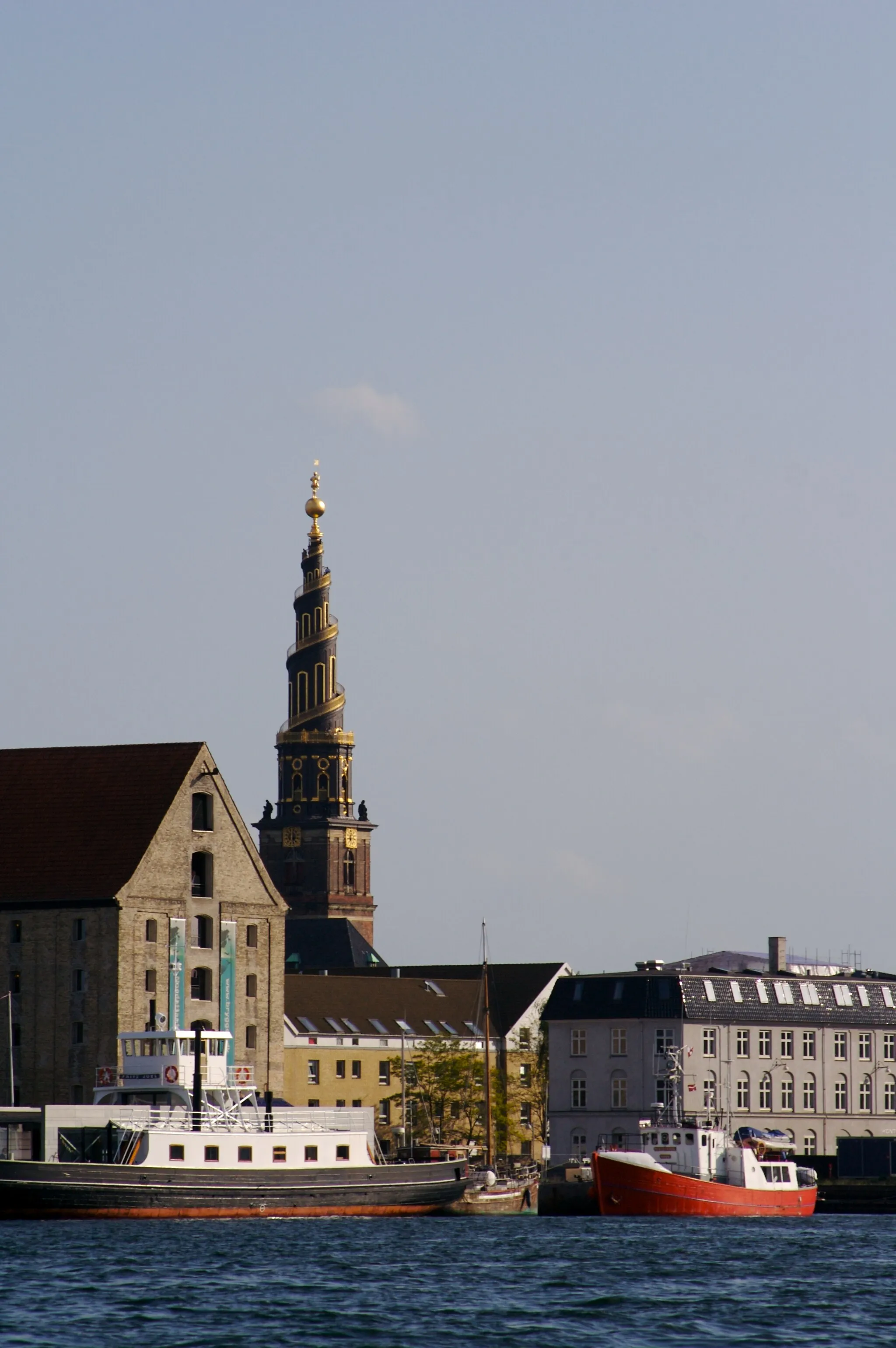 Photo showing: Christianshavn in Copenhagen, Denmark with the spire of the Church of Our Savuour