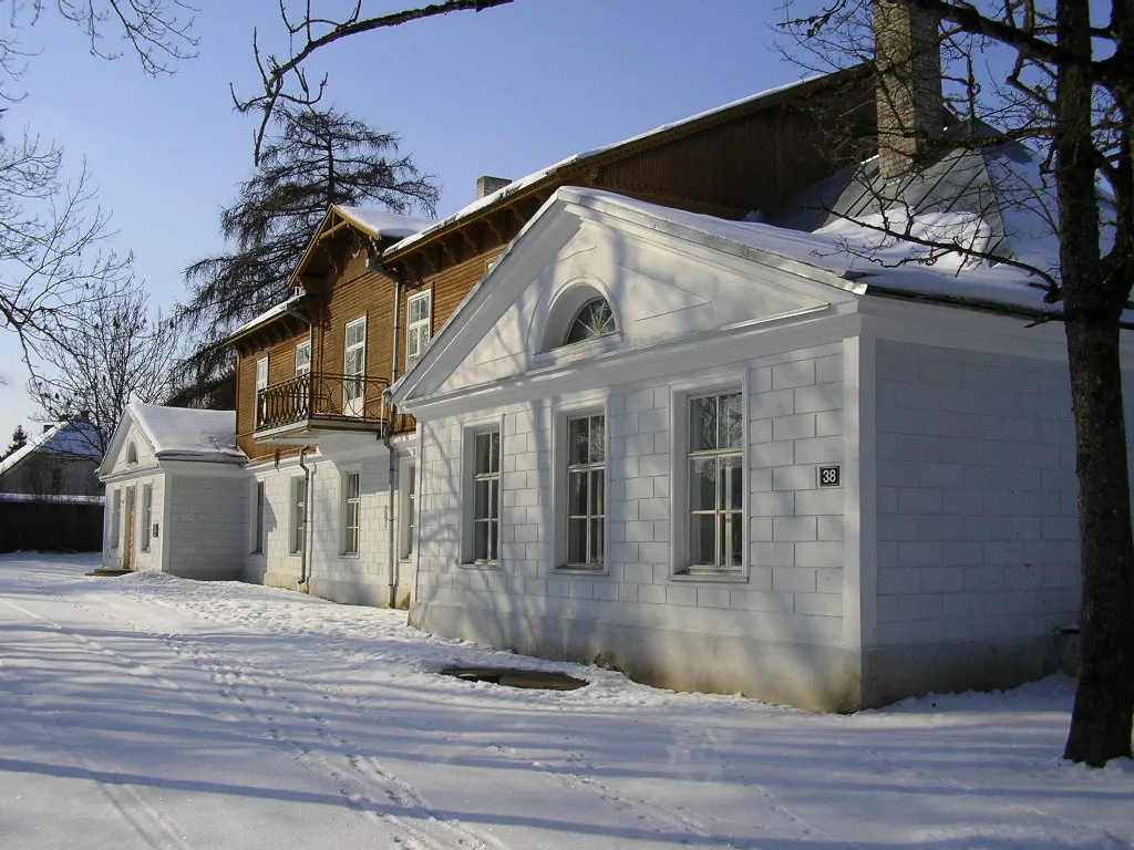 Photo showing: Aruküla mõisa härrastemaja