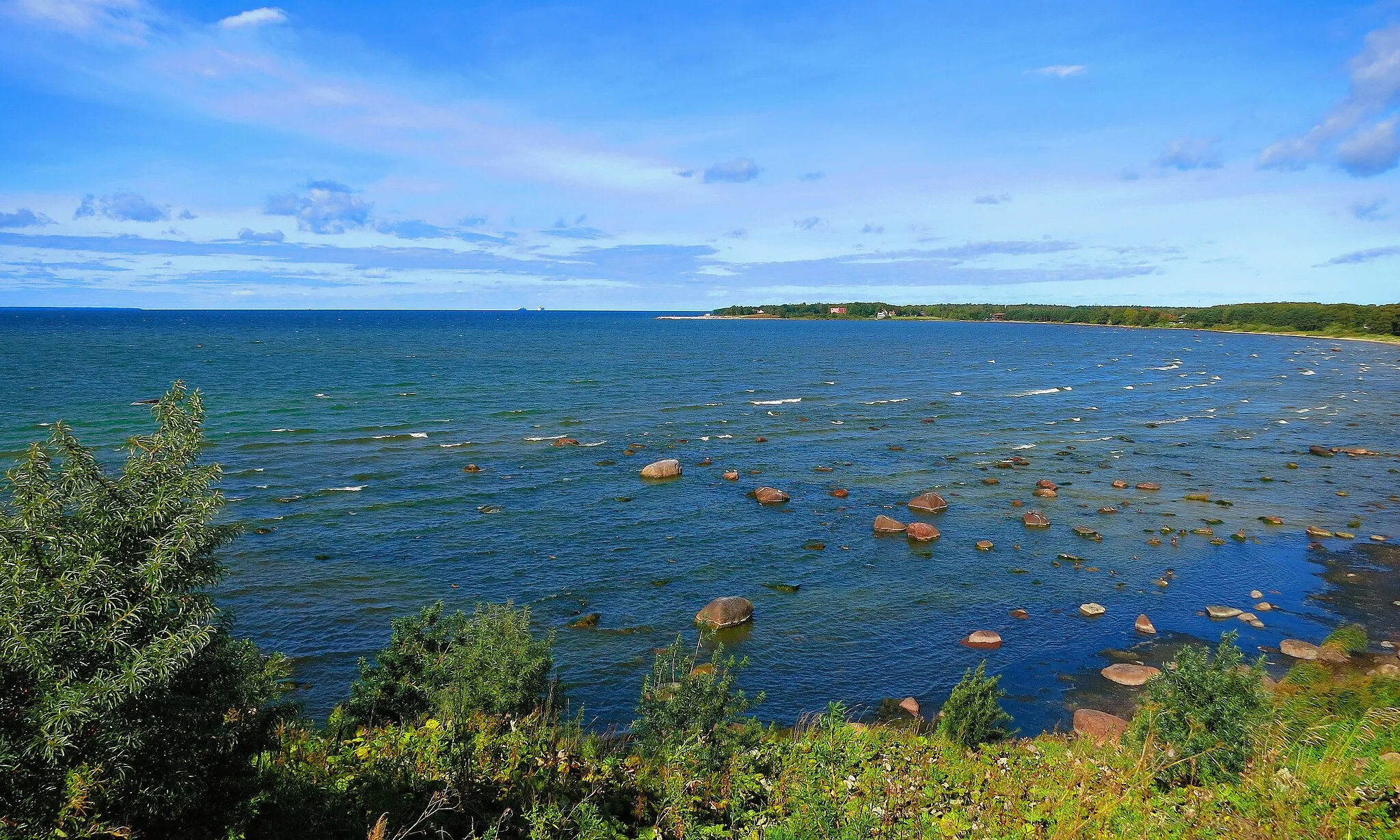 Photo showing: Haabneeme Bay from southeast. (Viimsi Parish, Harju County, Estonia)