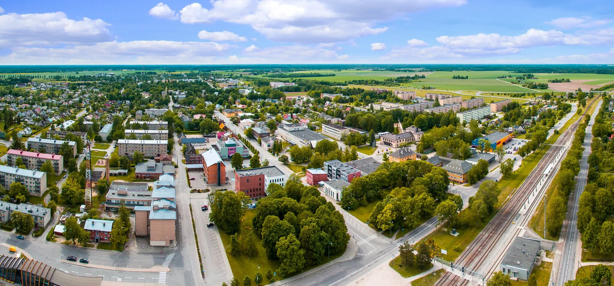 Photo showing: City panorama.