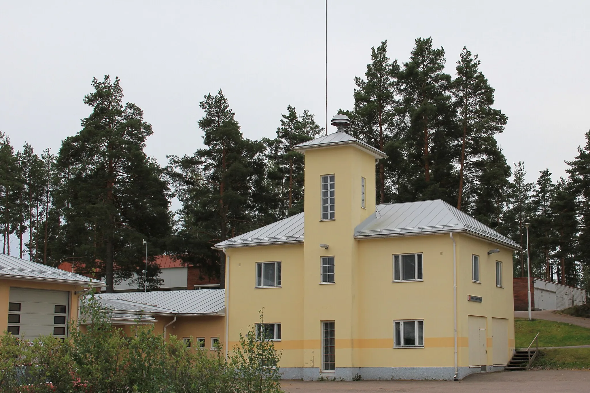Photo showing: Lemu volunteer fire department fire station, Lemu, Masku,  Finland.