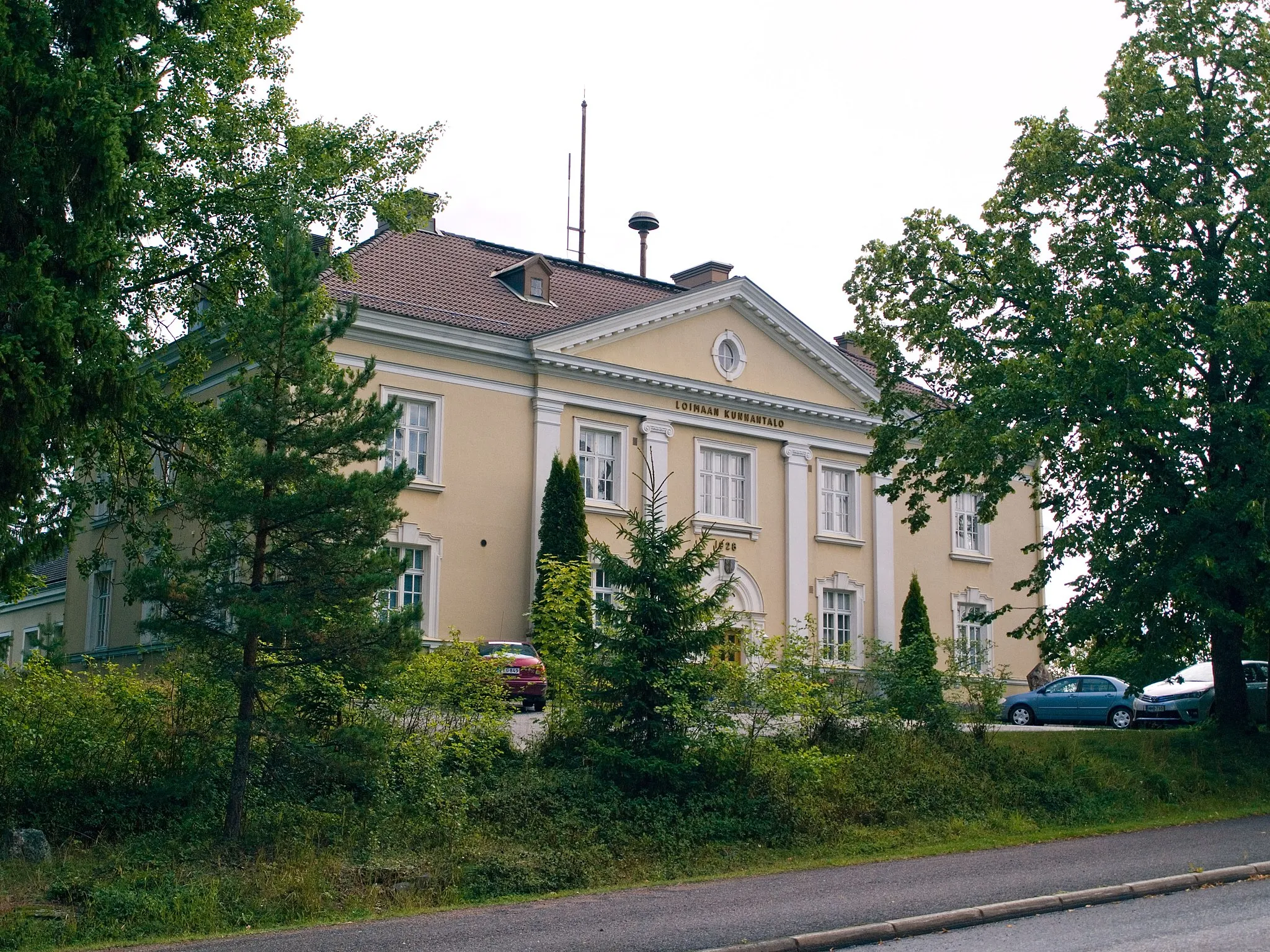 Photo showing: Municipal office building of Loimaa in Hirvikoski, Loimaa.