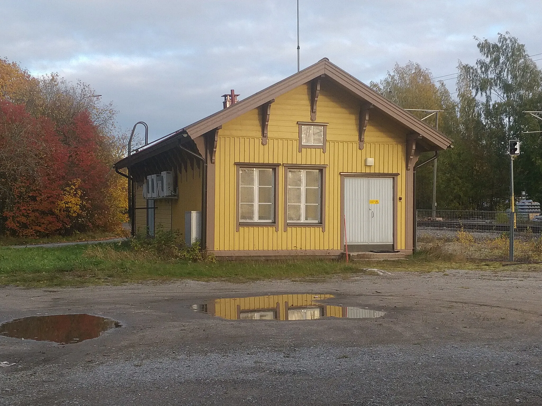 Photo showing: Magazine of Piikkiö railway station