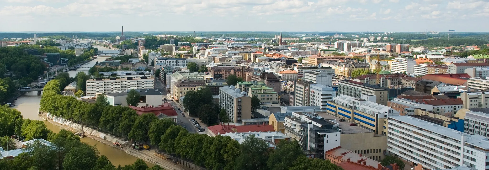 Photo showing: Turku as seen from the tower of Turku Cathedral. The photo mimics another photo taken in late 19th century.