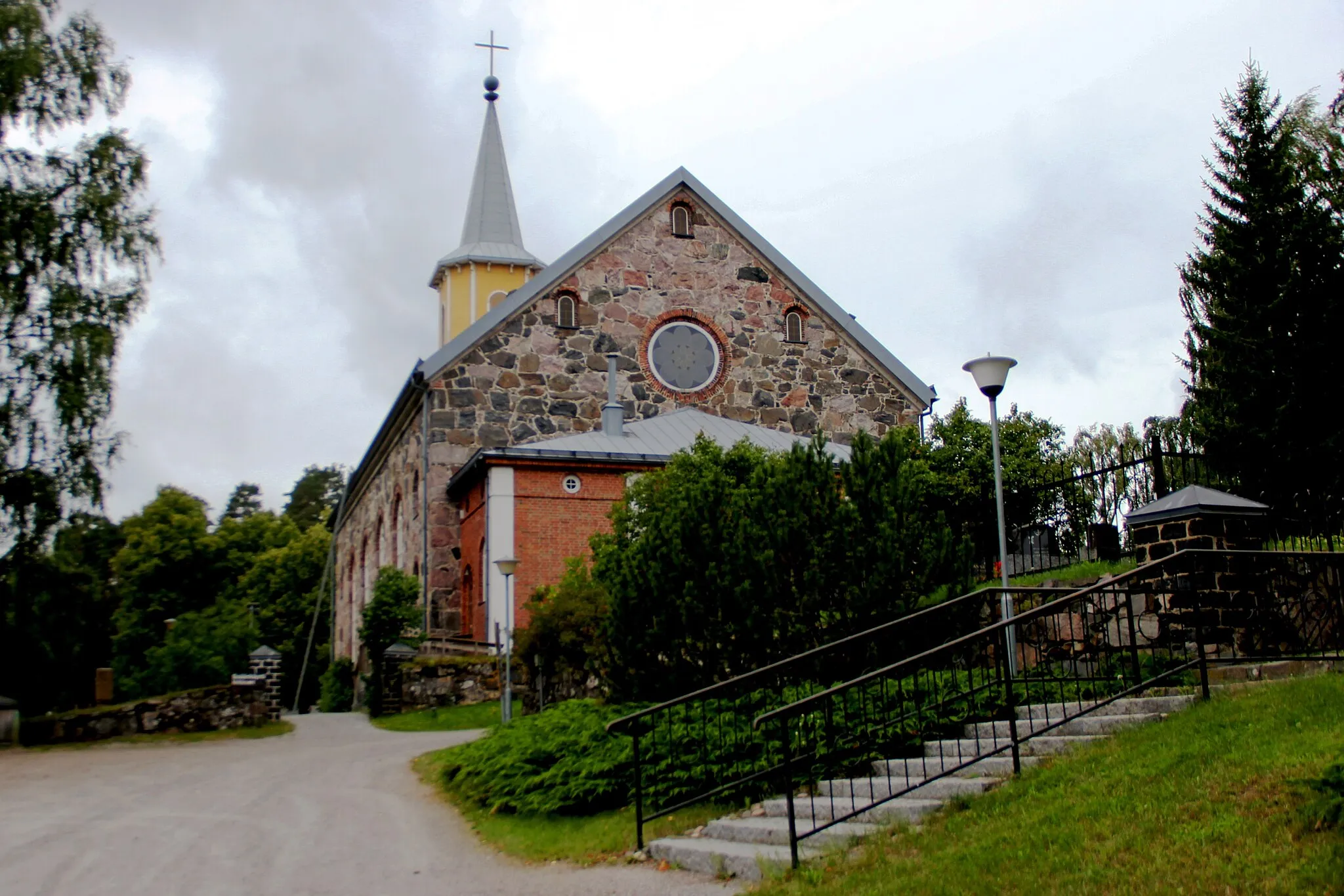 Photo showing: Karjalohja Stone Church in Karjalohja, Lohja, Finland
