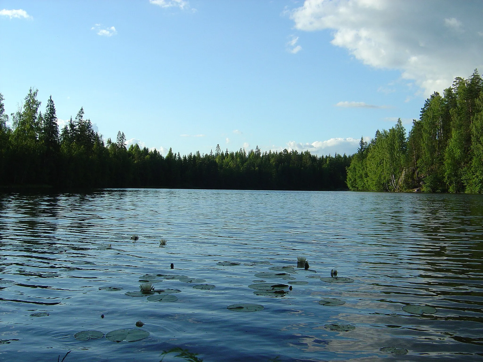 Photo showing: Lake Sontiainen  in Karkkila, Finland