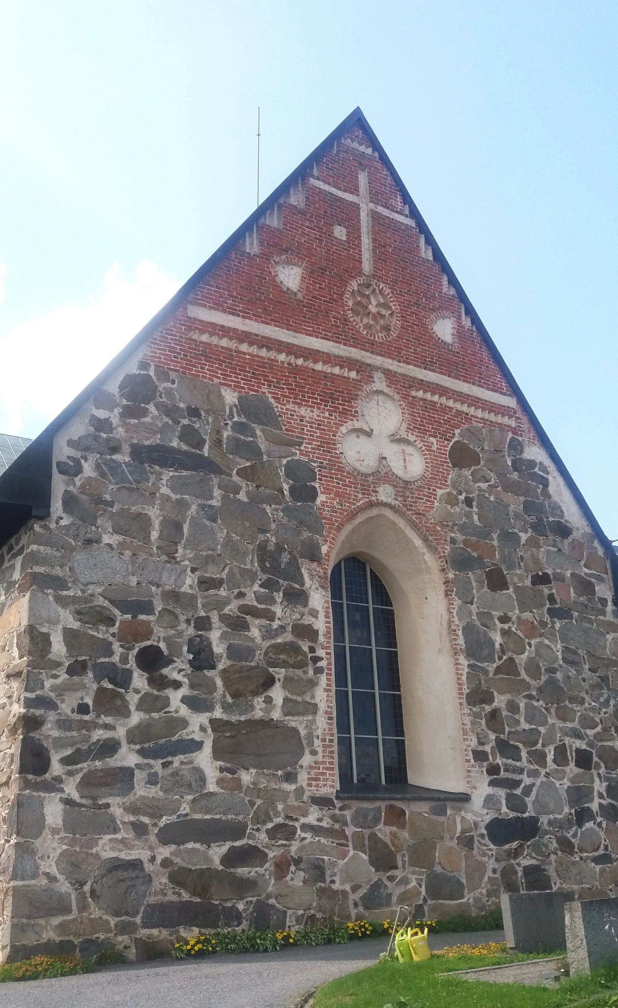 Photo showing: Huittinen Church, Finland. The 1500 completed east end.