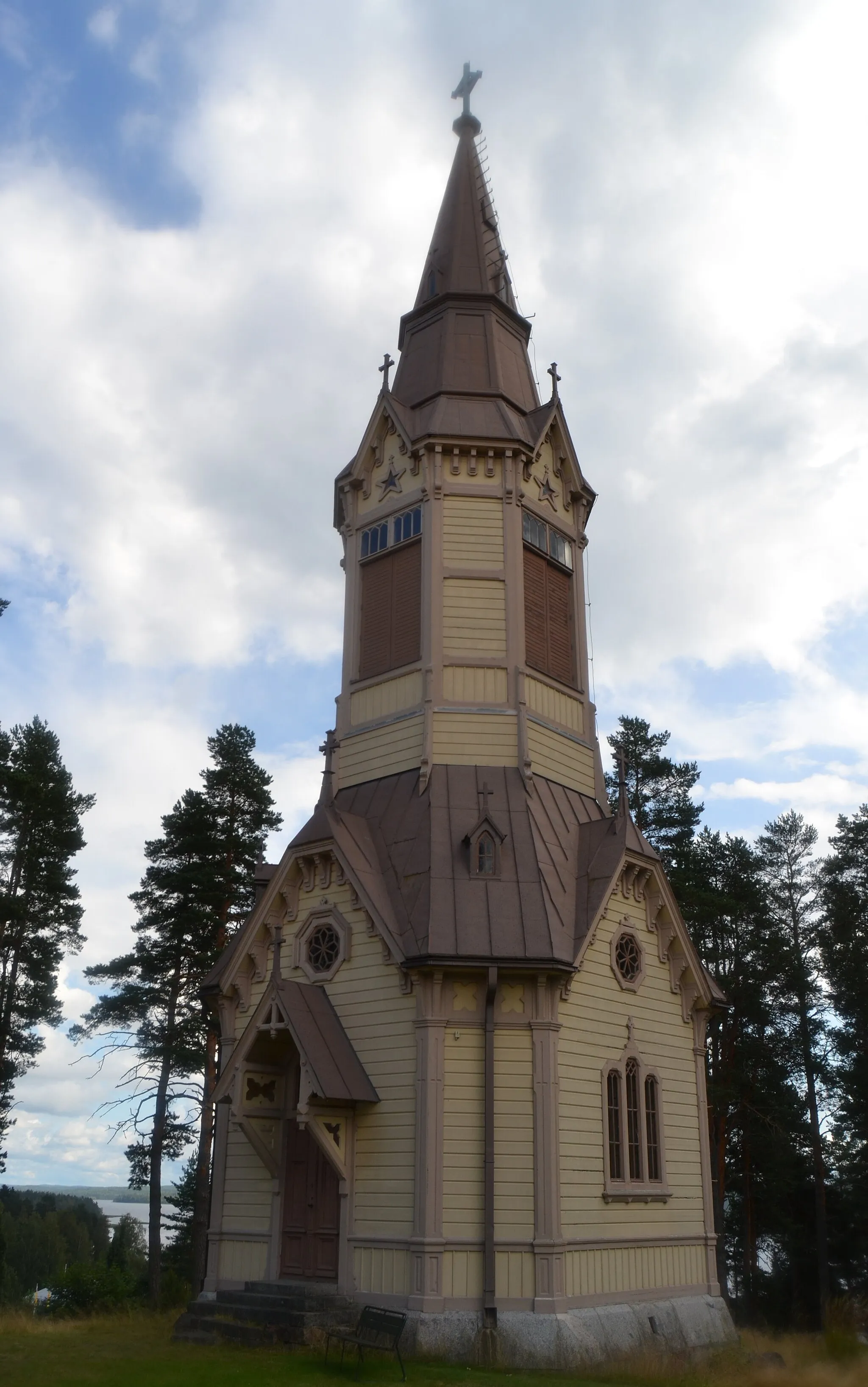 Photo showing: Korpilahti bell tower in Jyväskylä, Finland