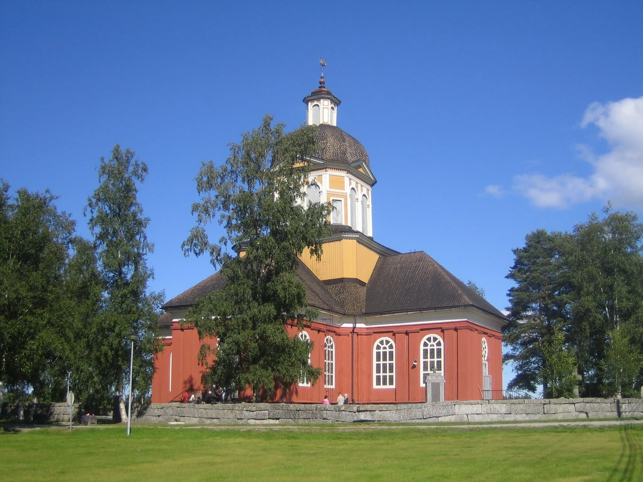 Photo showing: Larsmo Church in Larsmo, Finland. The lutheran church was built in 1785–1787 and designed by Jacob Rijf.