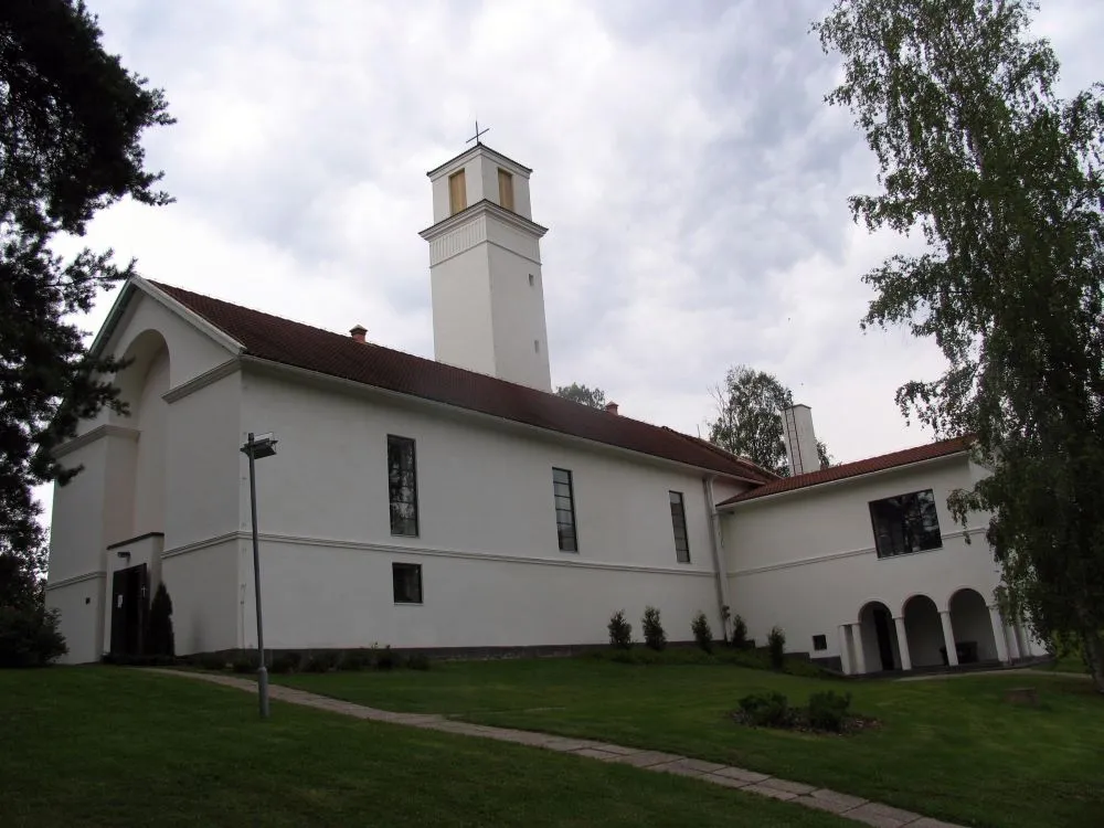 Photo showing: Muurame Church in Muurame, Finland