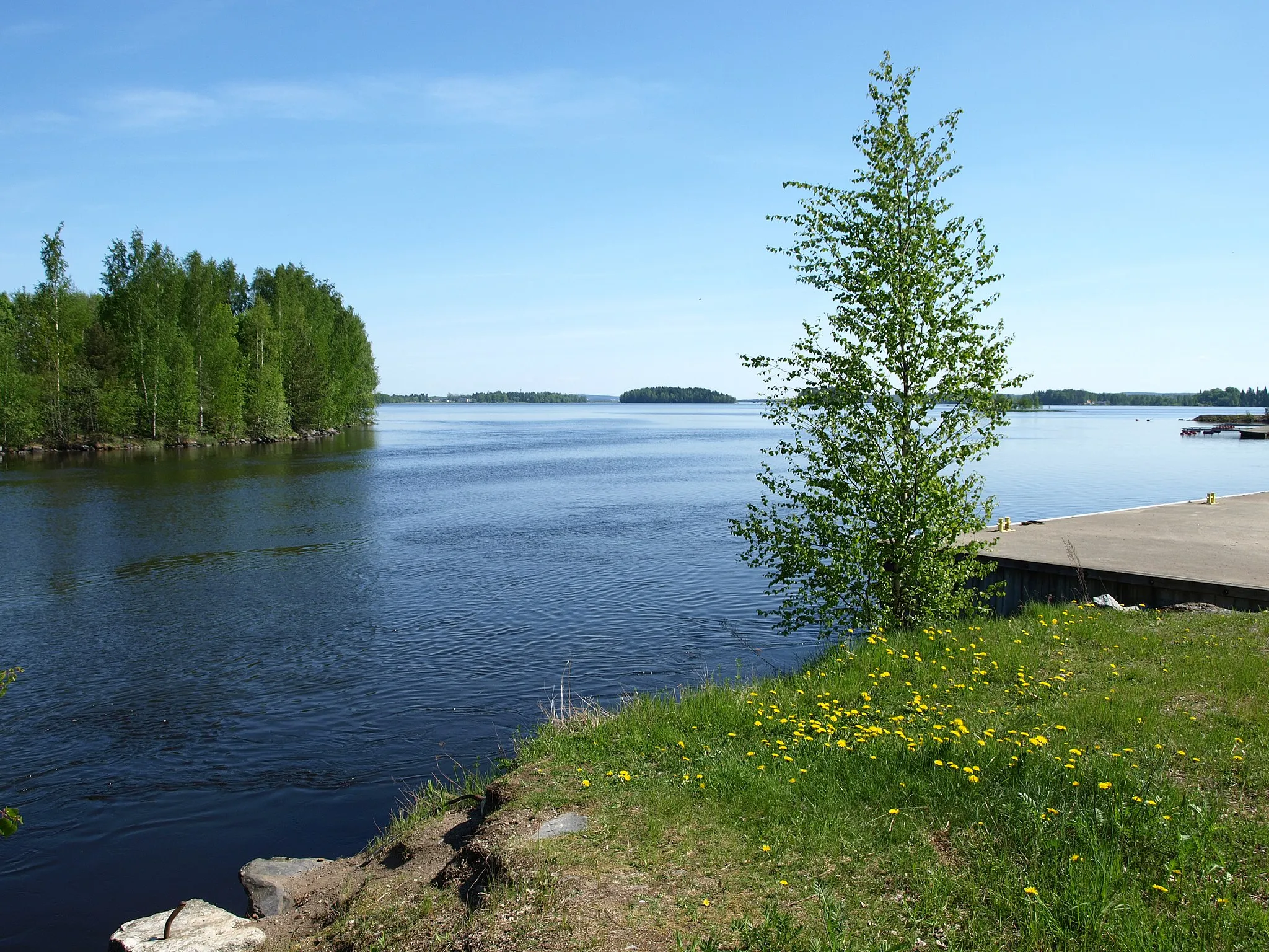 Photo showing: Pyhäjärven luusua Nokialla