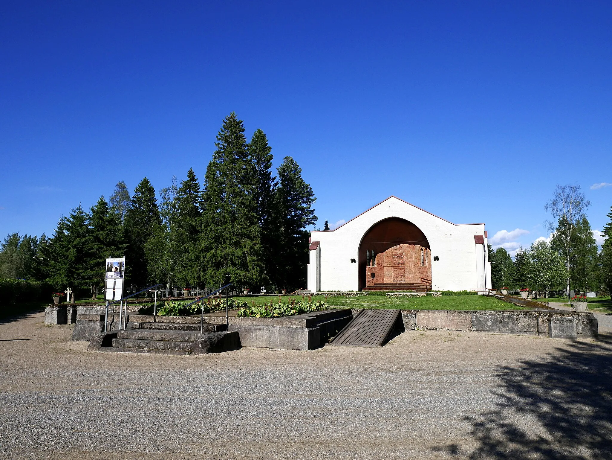 Photo showing: Teuvan rauniokirkko.