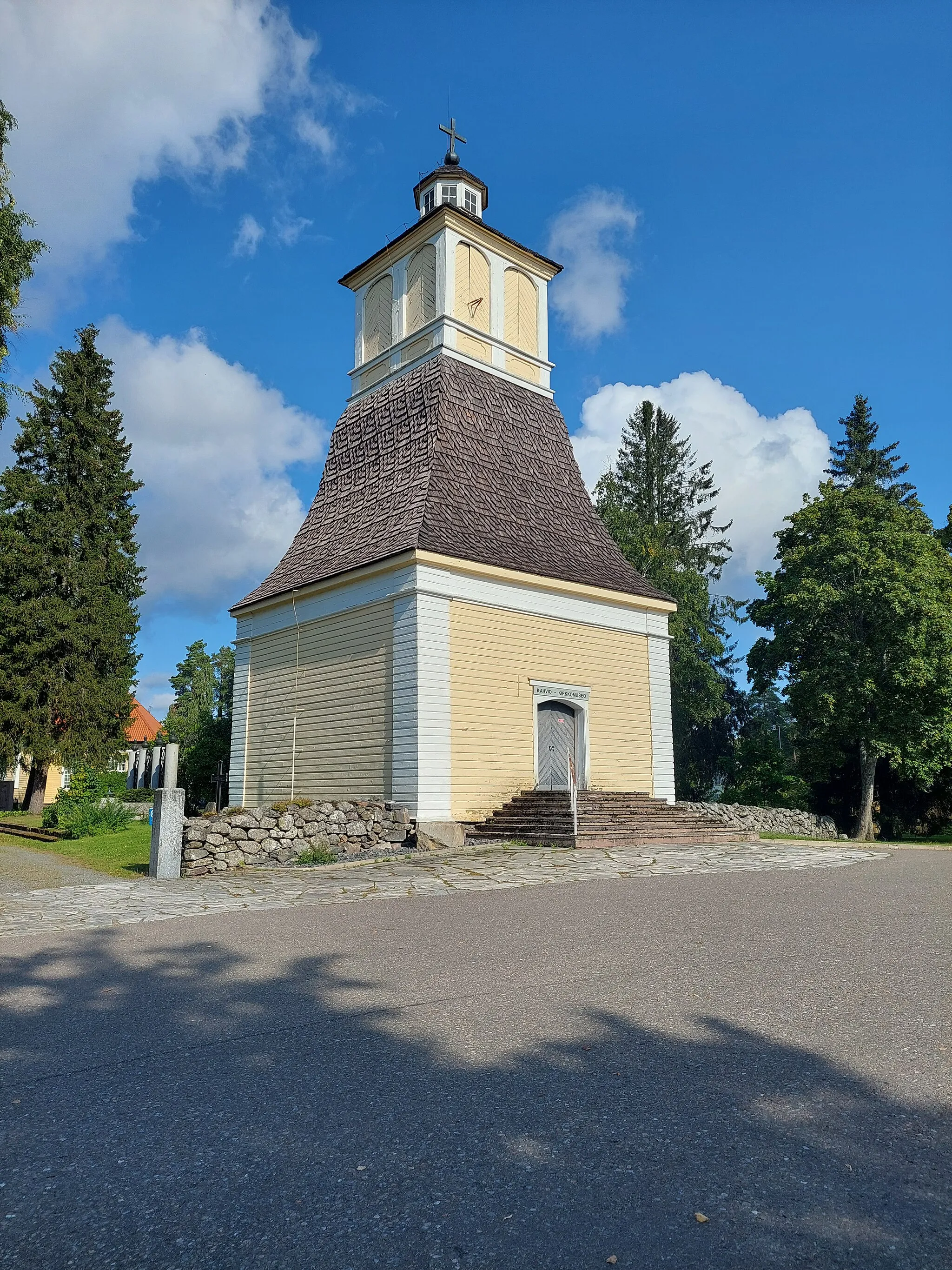 Photo showing: Belltower of Joroinen Church.