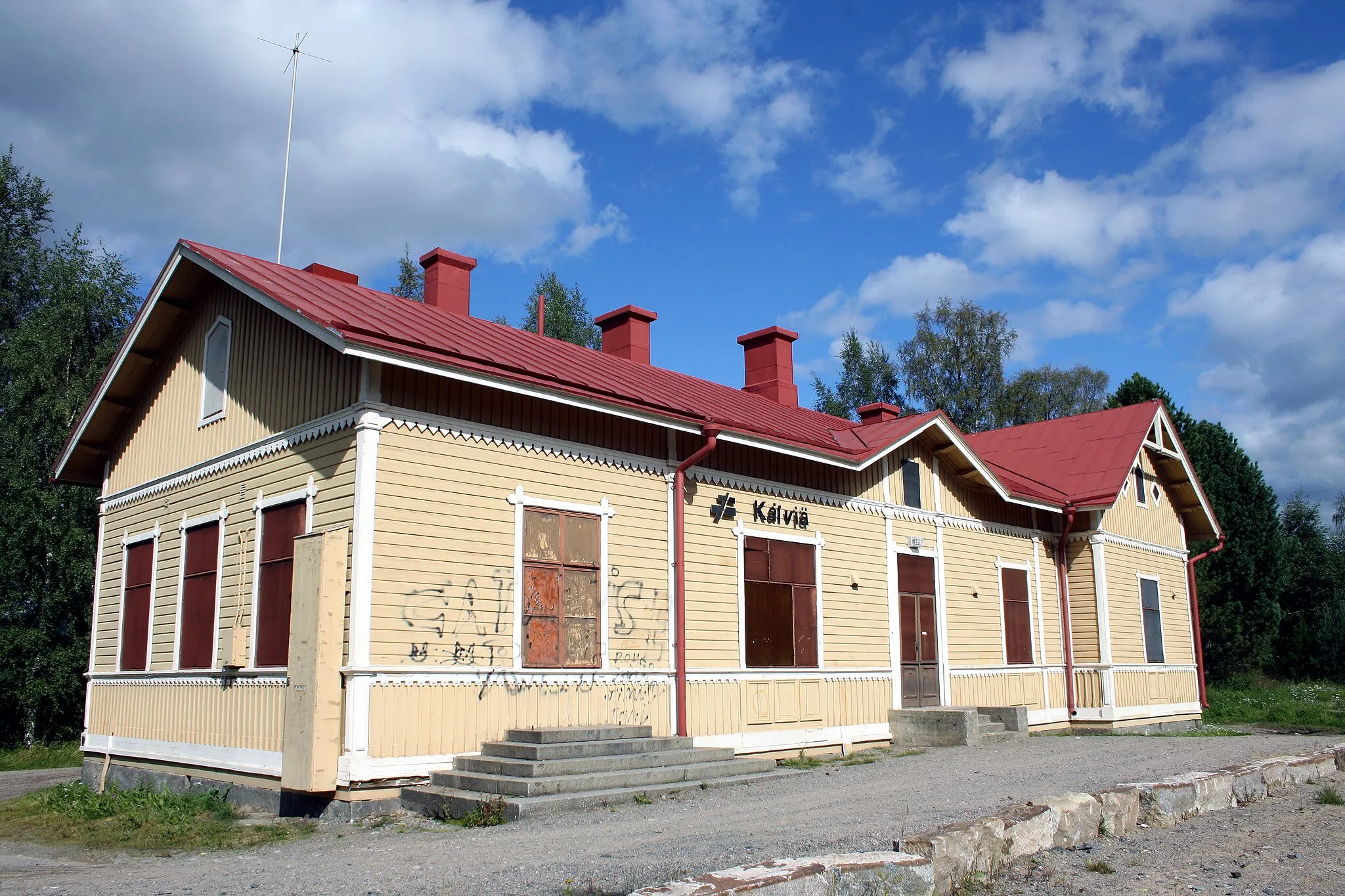 Photo showing: Kälviä railway station in Kokkola, Finland.