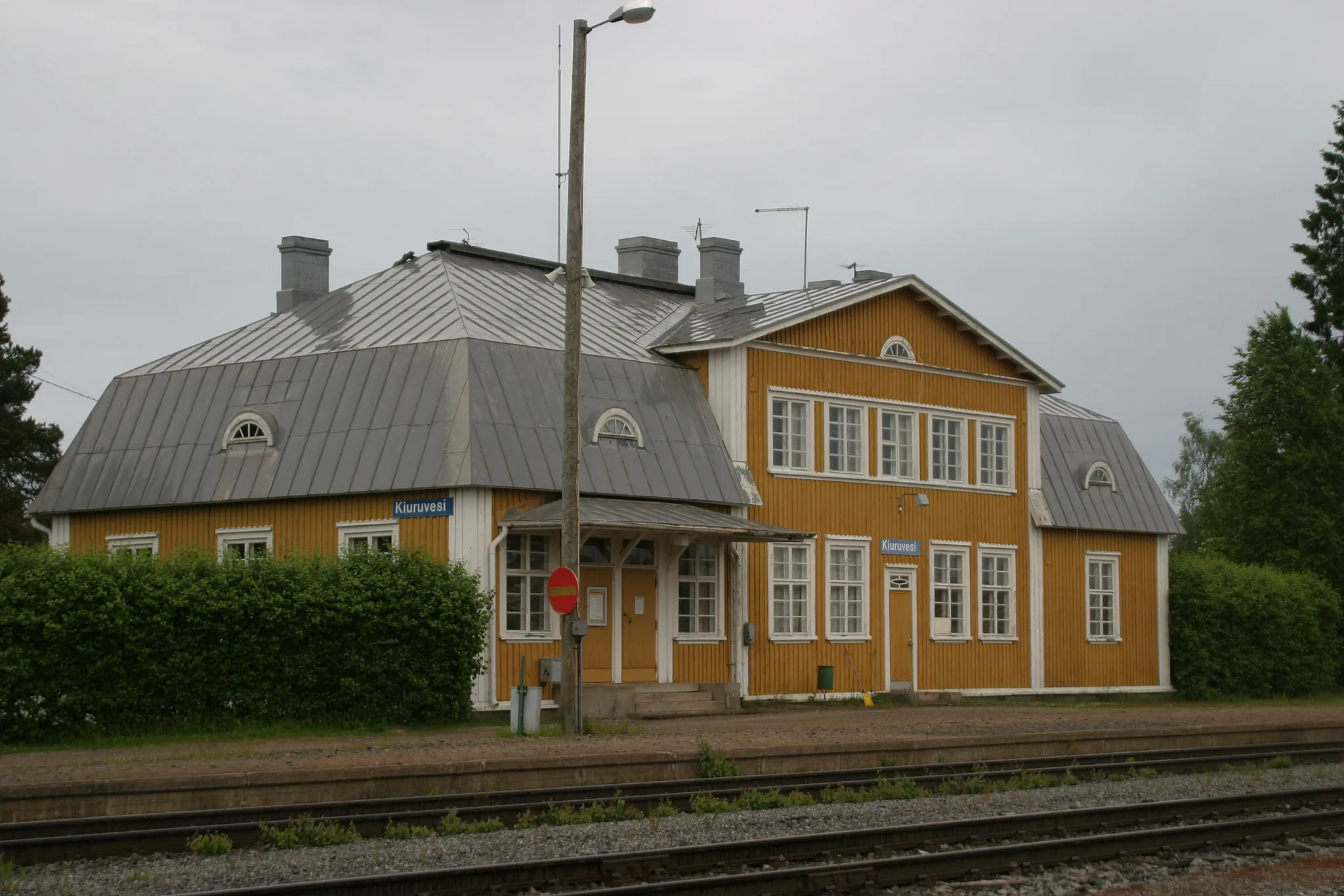 Photo showing: Kiuruvesi railway station in Kiuruvesi, Finland in summer 2008